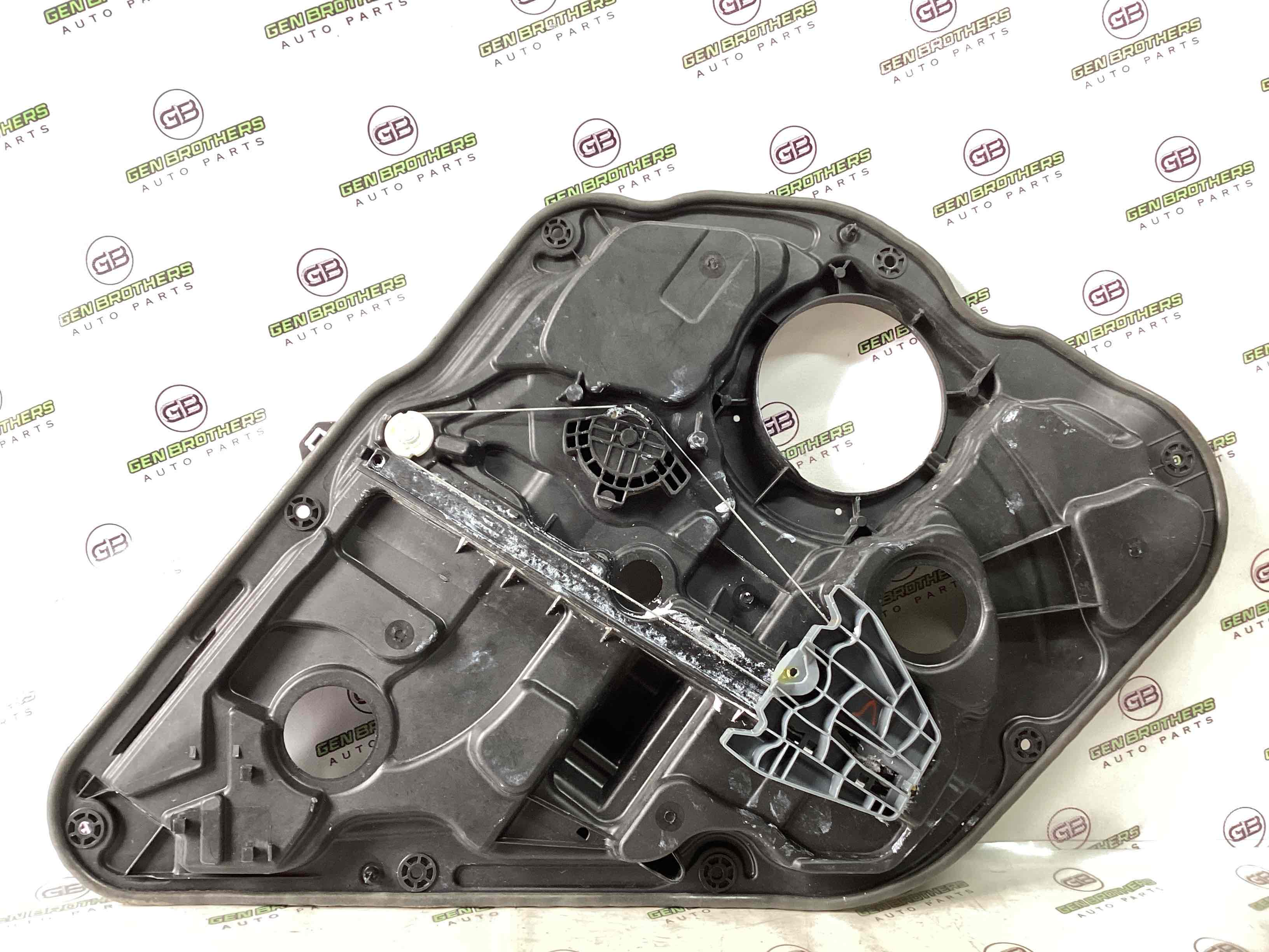 Склопідйомник задній правий