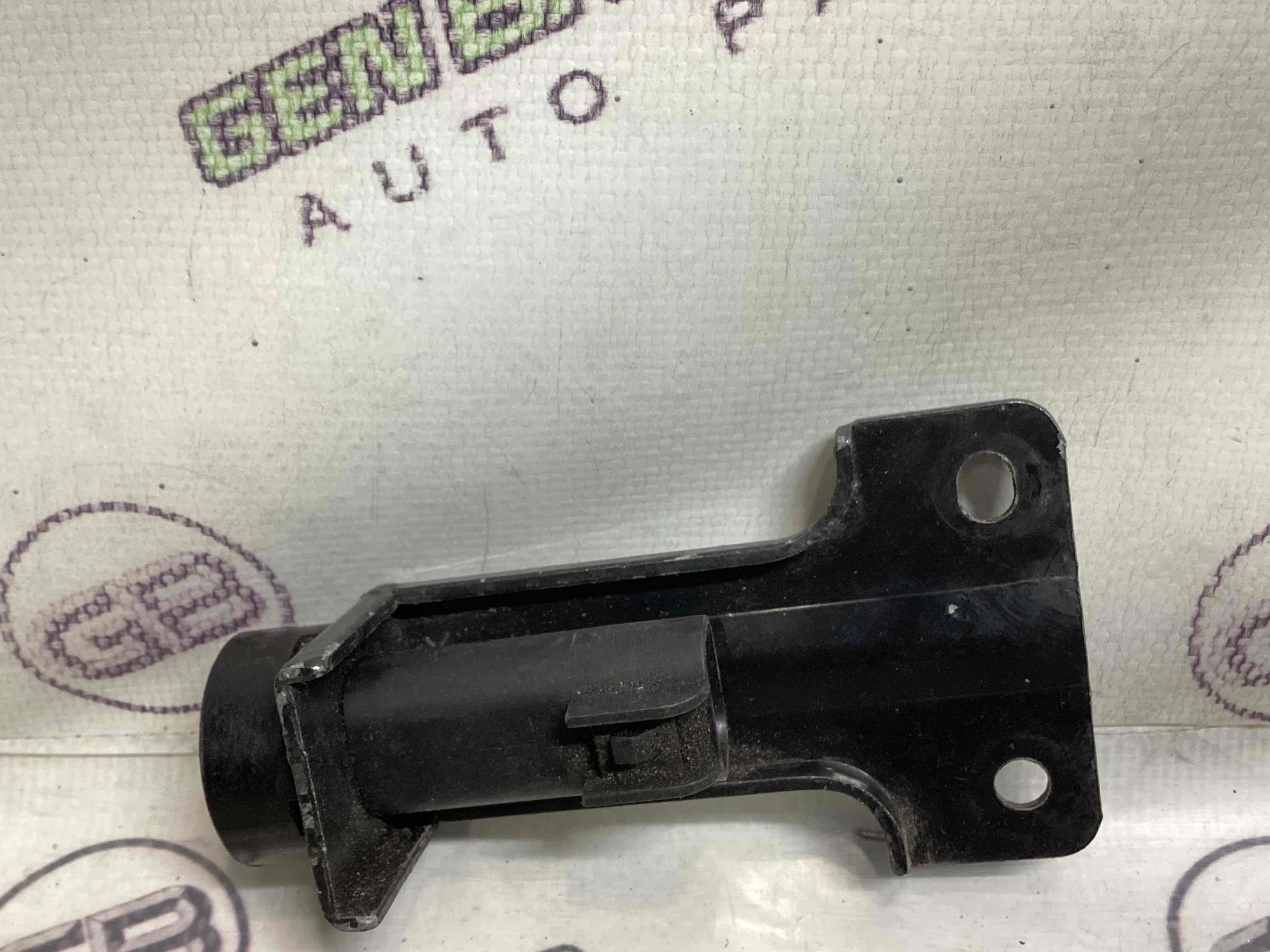 Датчик відкриття капота