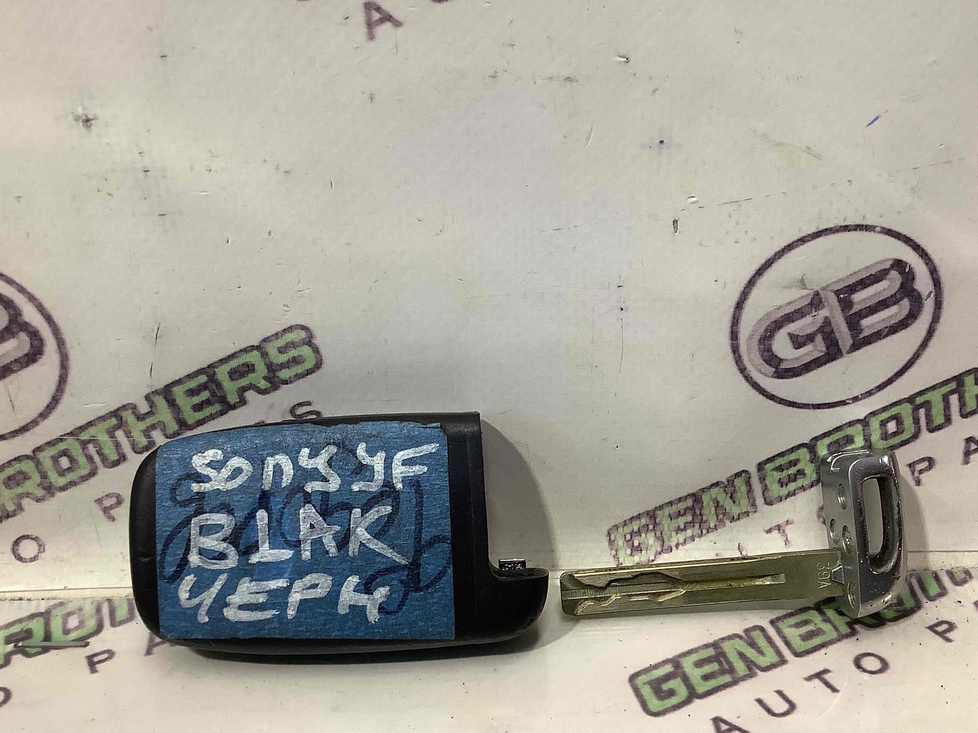 Ключ замку запалювання