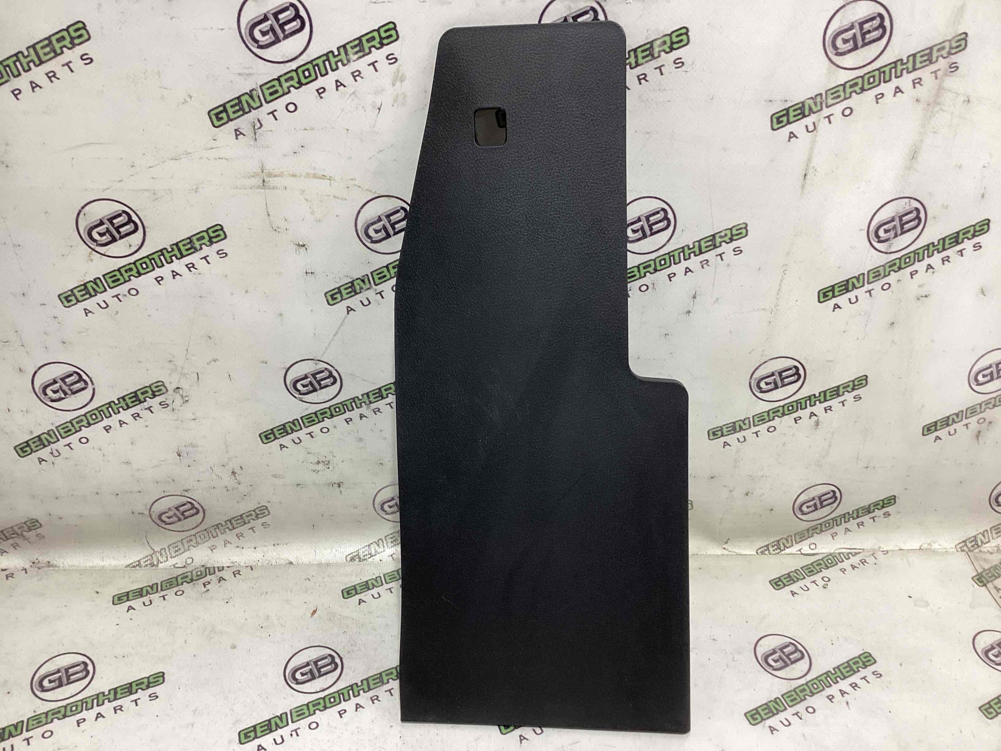 Оздоблення центральної консолі