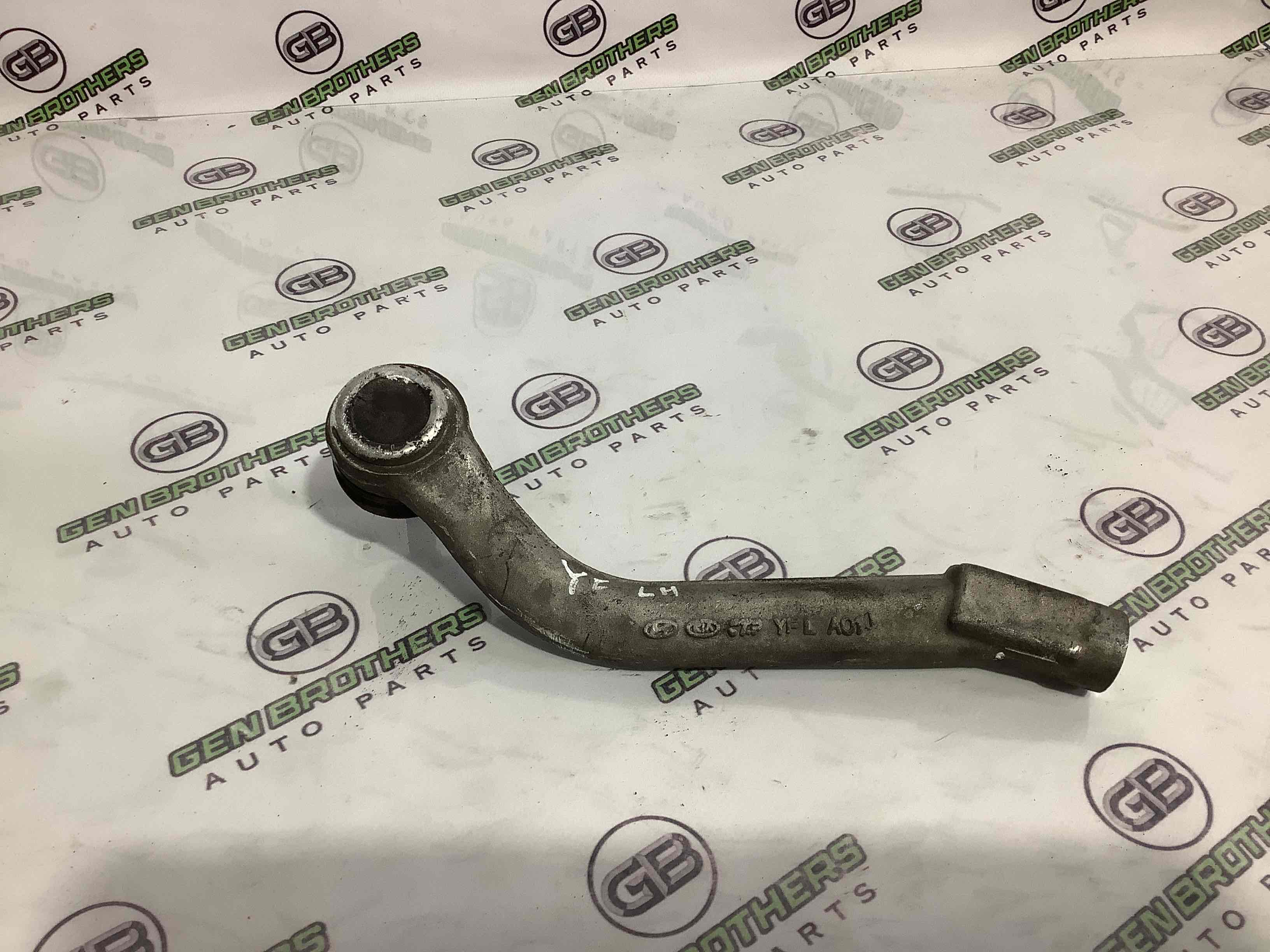 Тяга рульова, наконечник