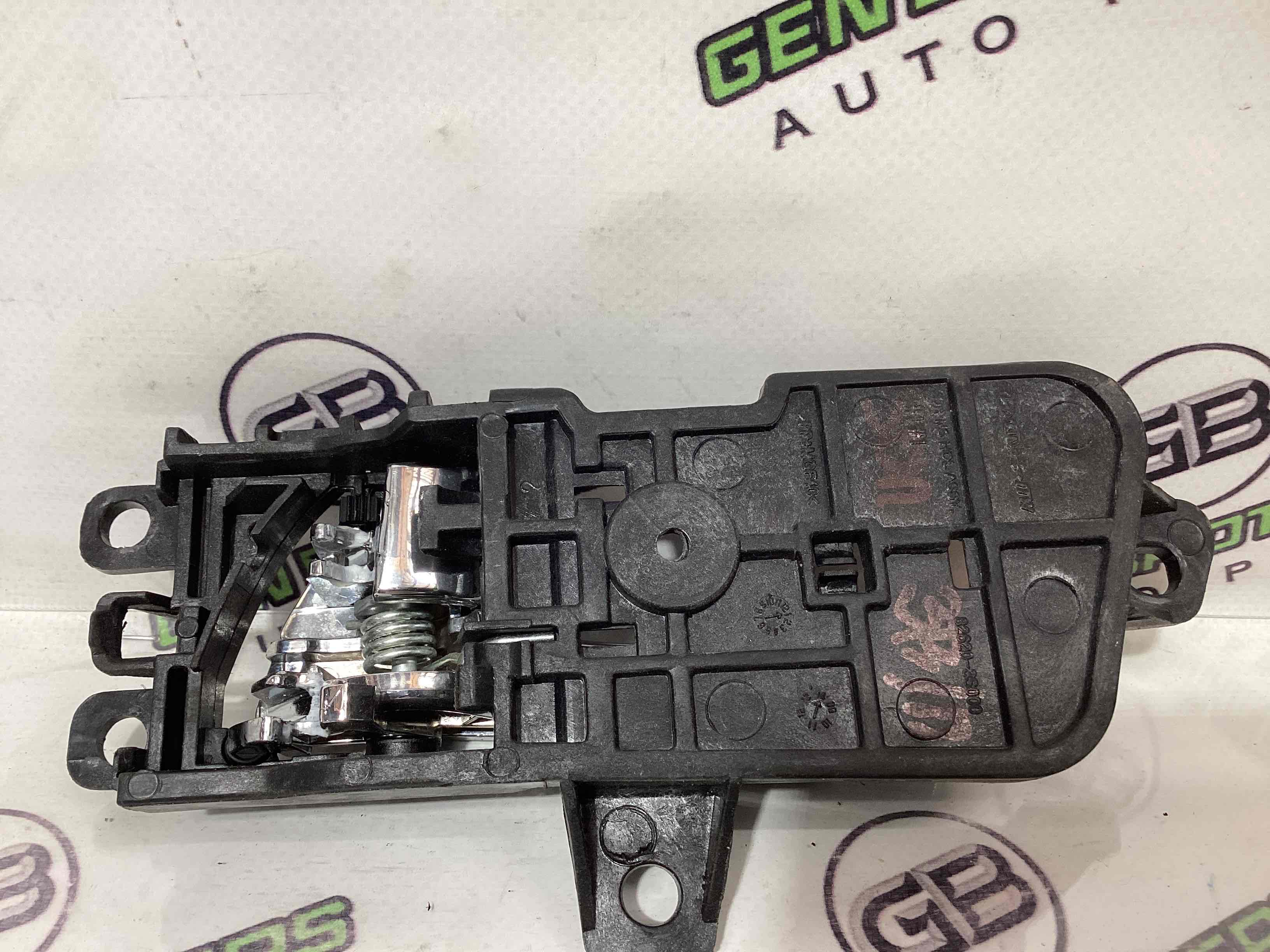 Ручка дверей салону внутрішня, поручень