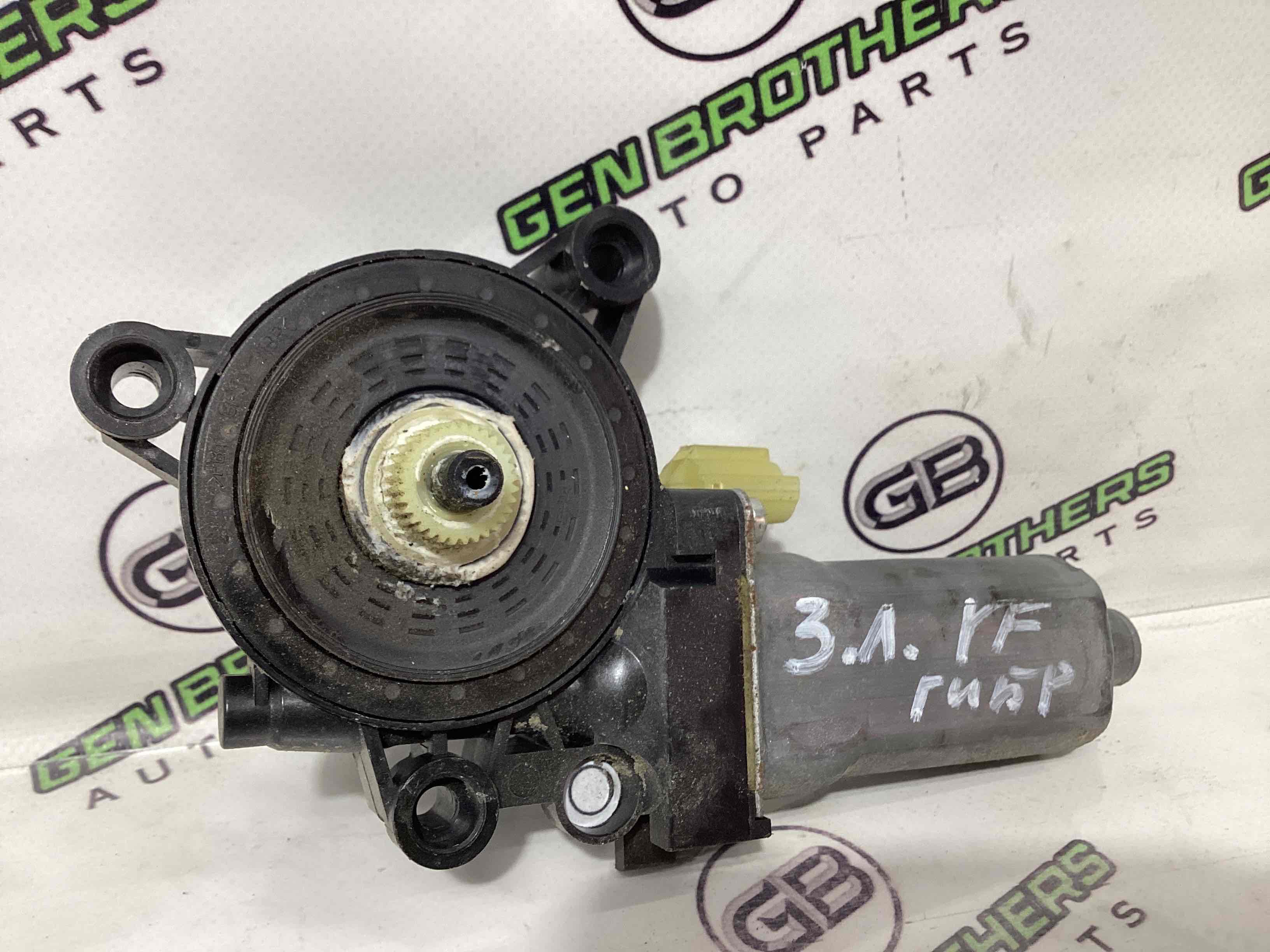 Моторчик склопідйомника