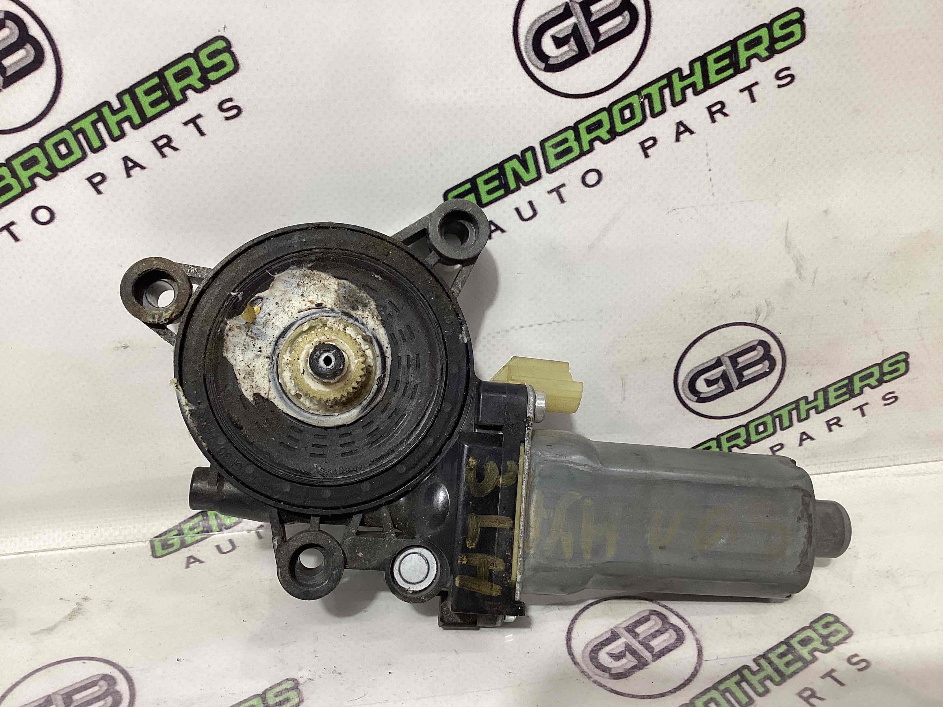 Моторчик склопідйомника