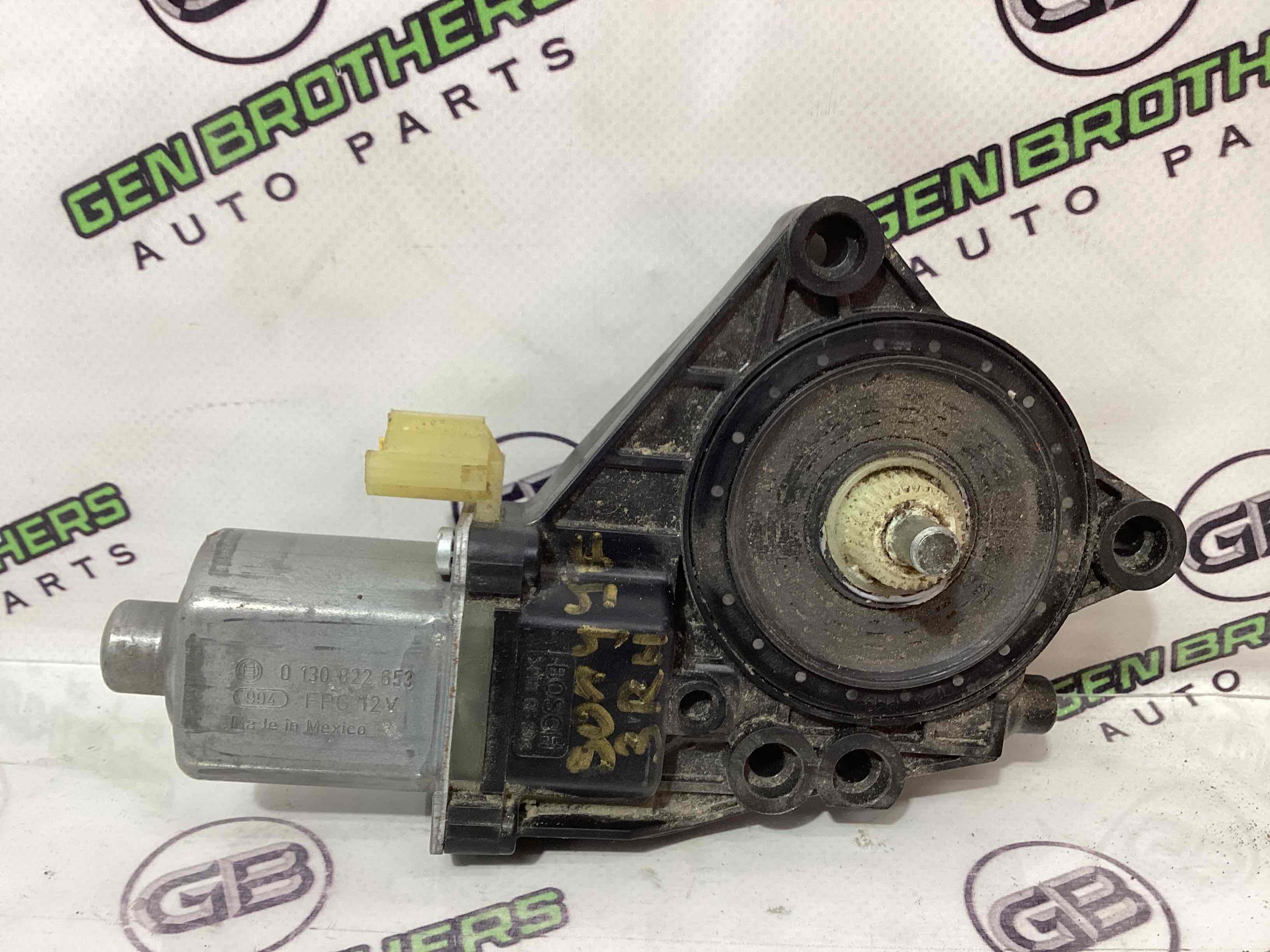 Моторчик склопідйомника