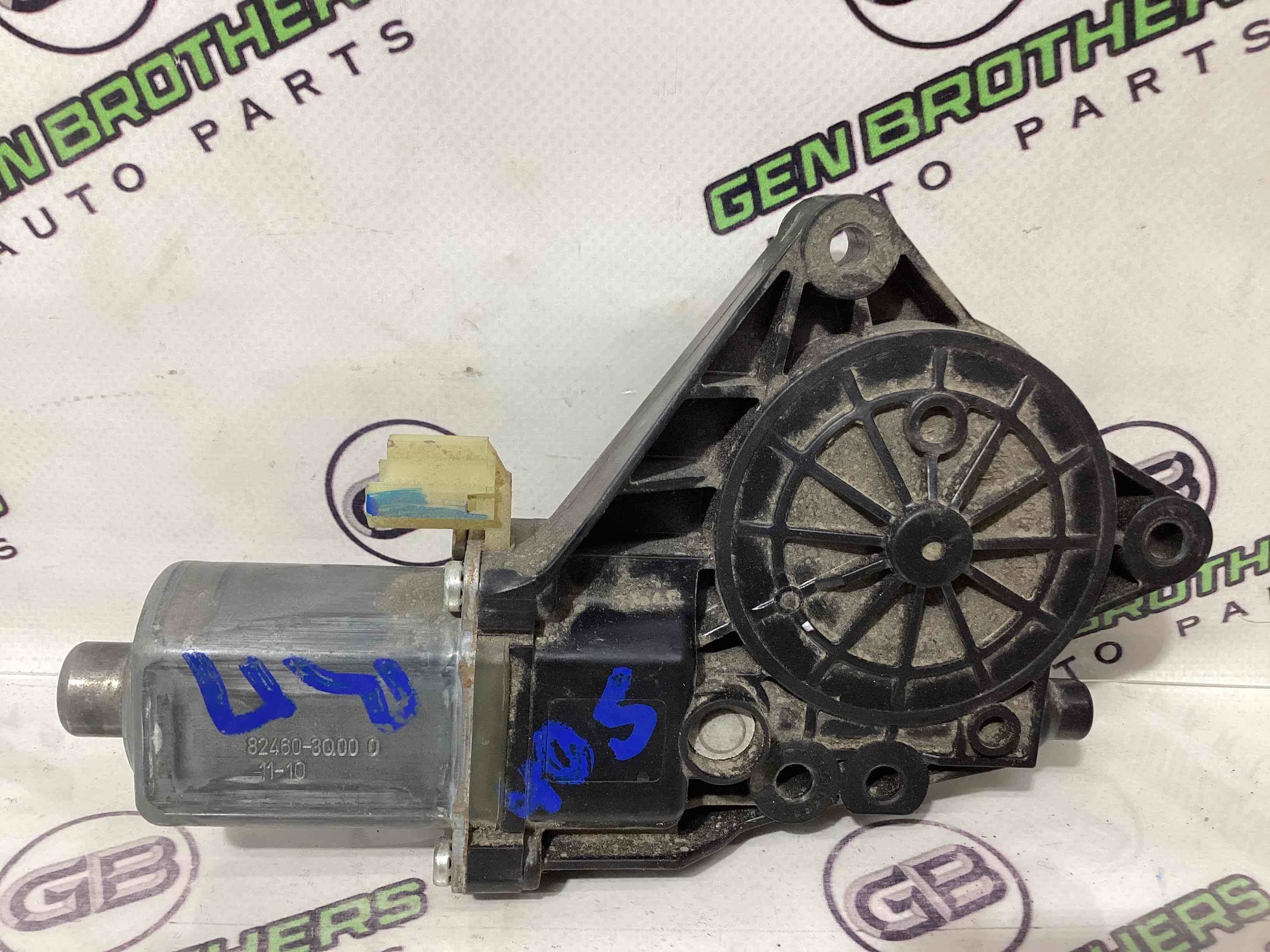 Моторчик склопідйомника