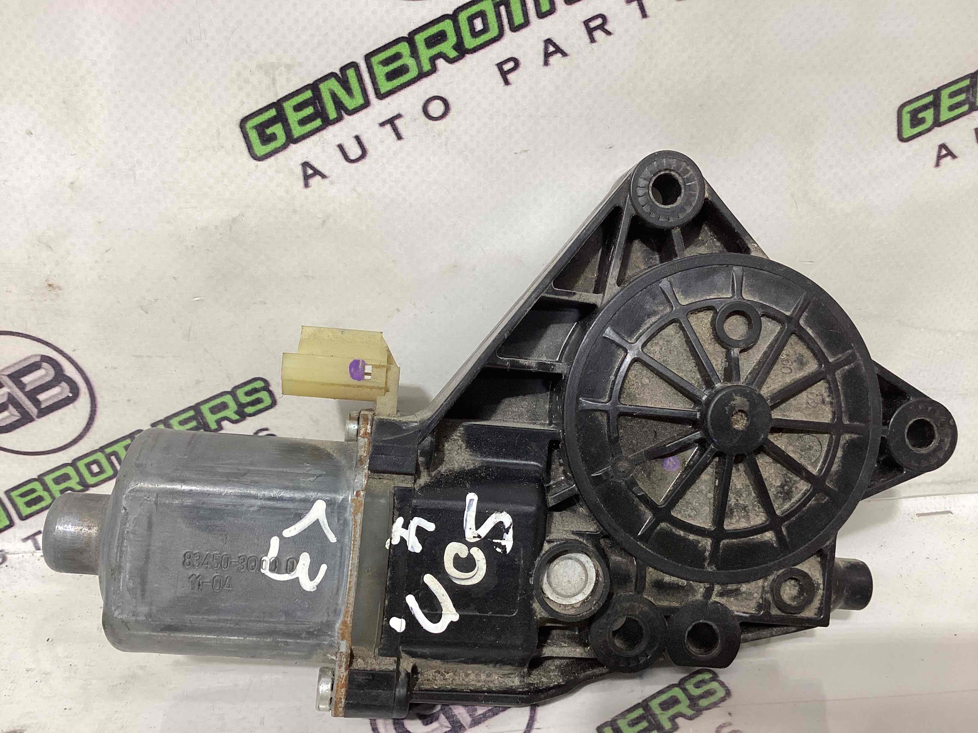 Моторчик склопідйомника