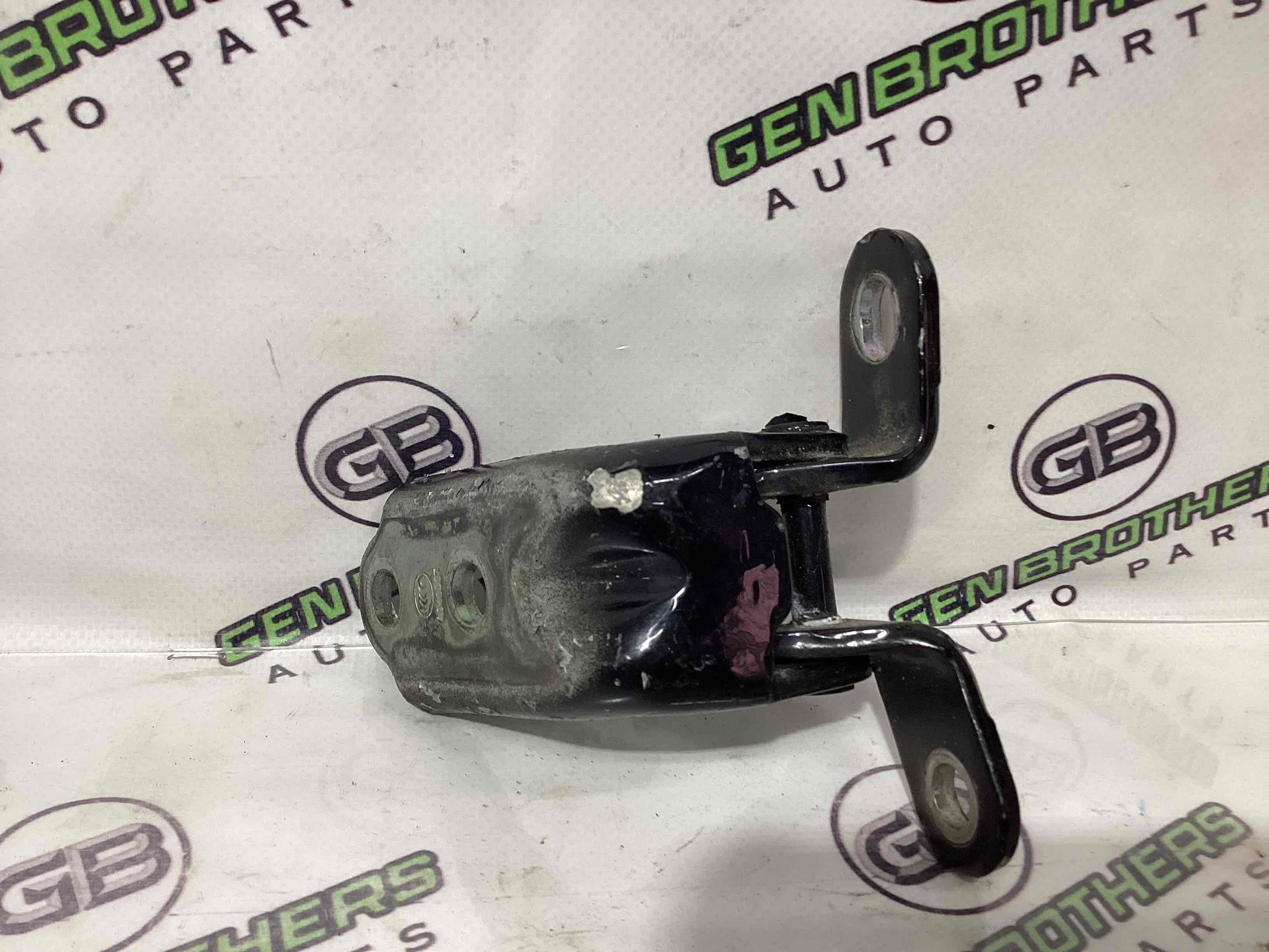 Петля двері, замок двері