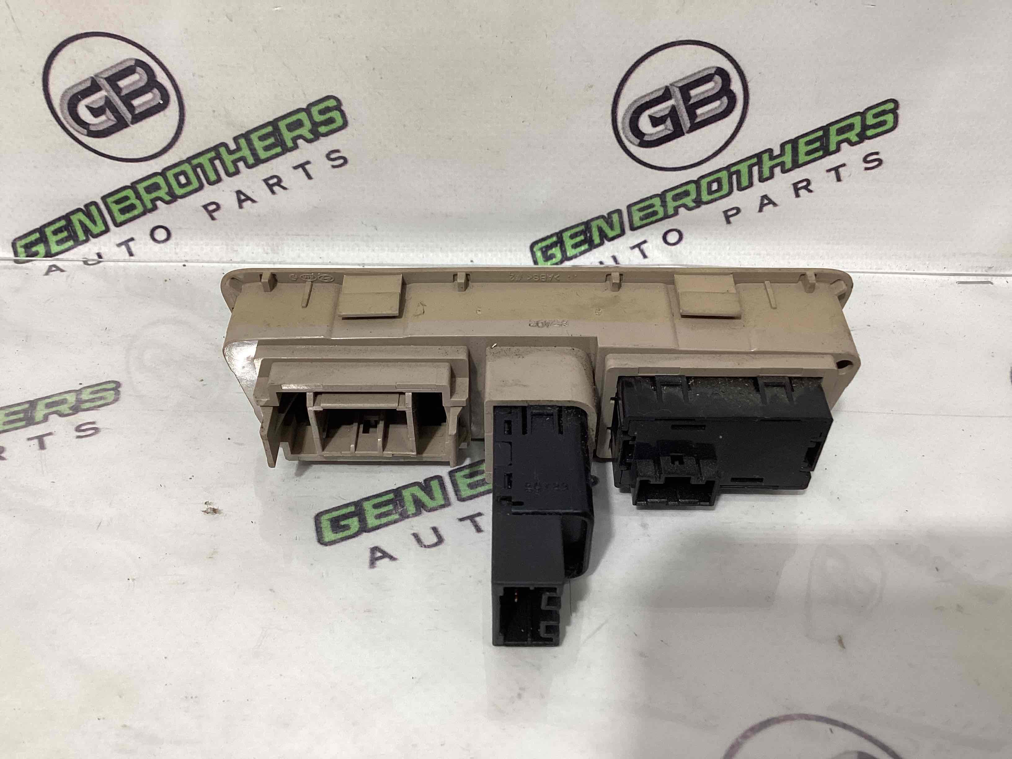 Кнопка увімкнення ESP