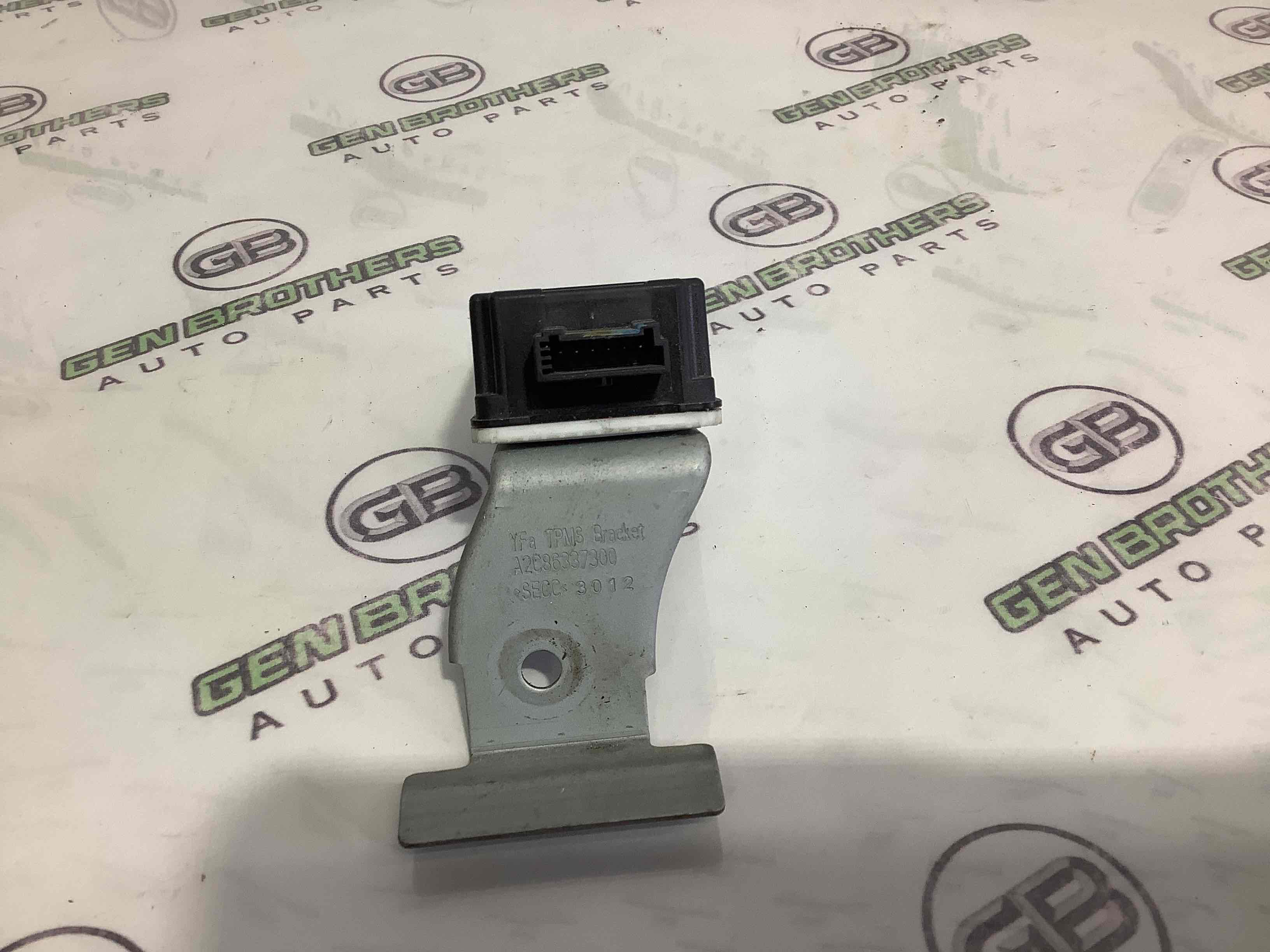 Блок контролю тиску шин