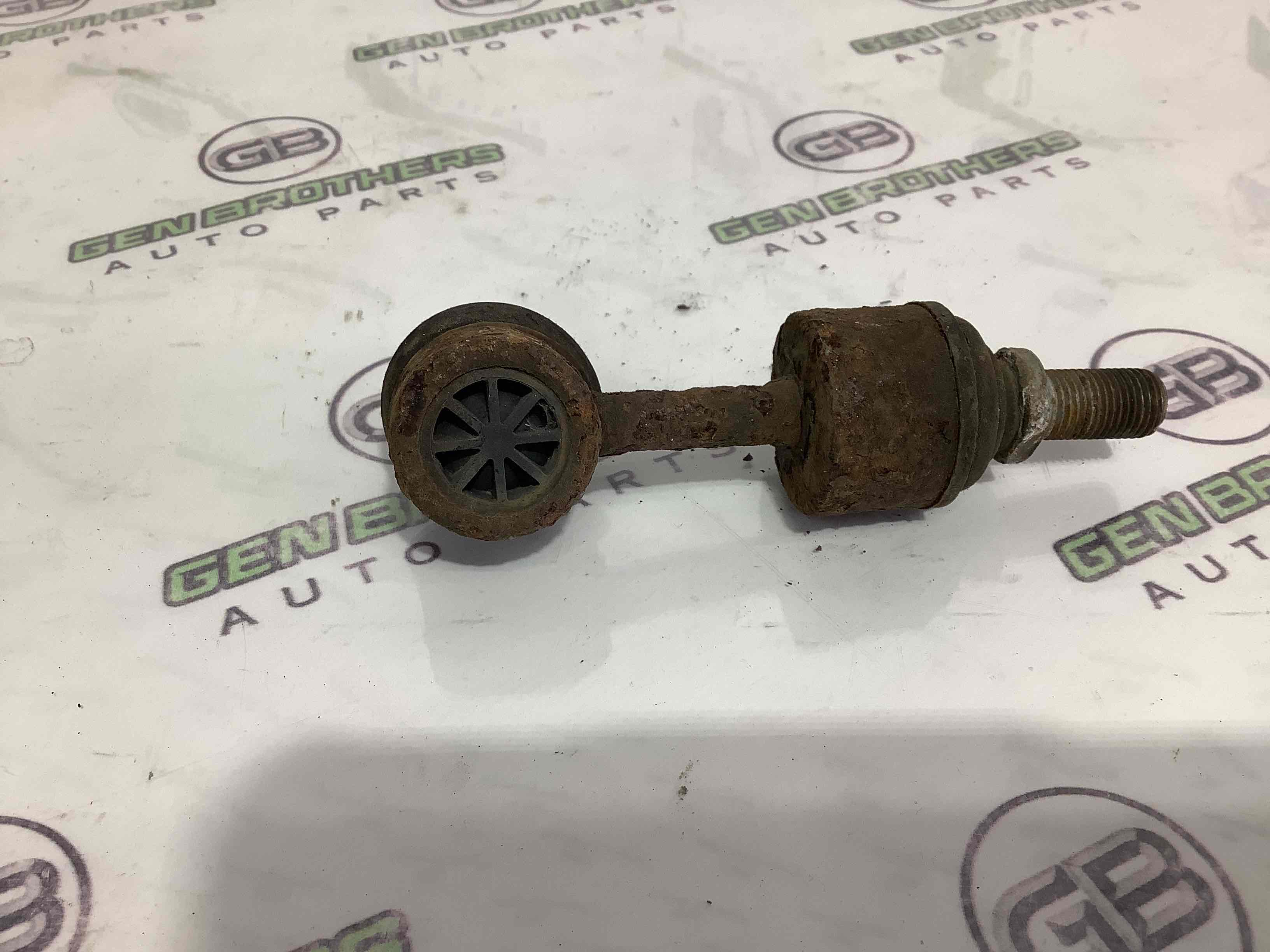 Стійка стабілізатора