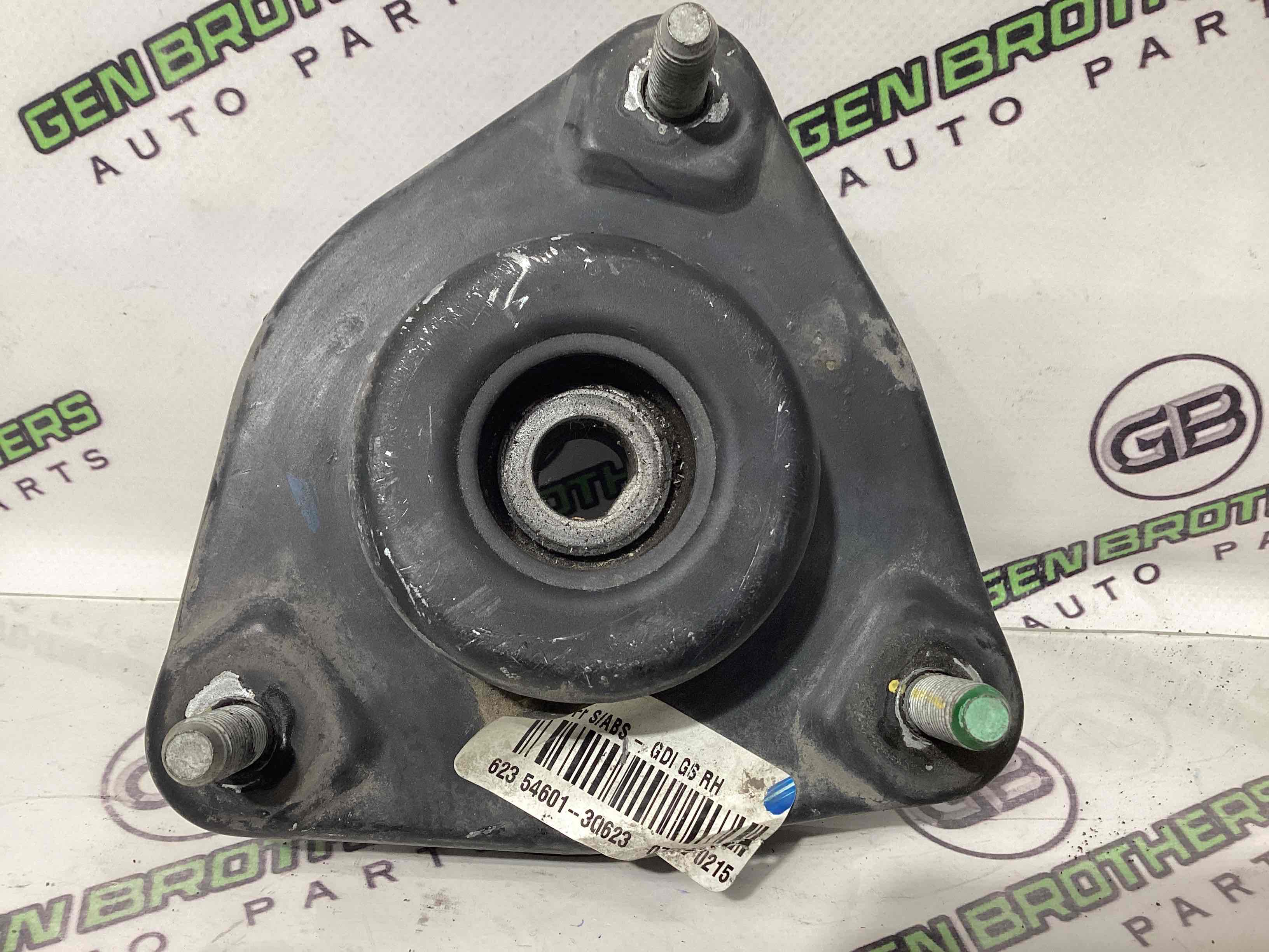 Опора переднього амортизатора