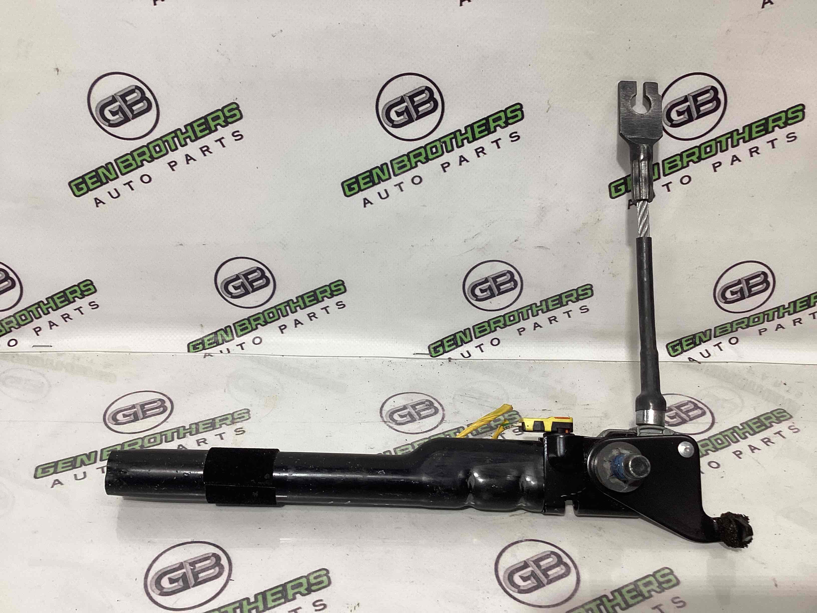 Піропатрон ременя безпеки