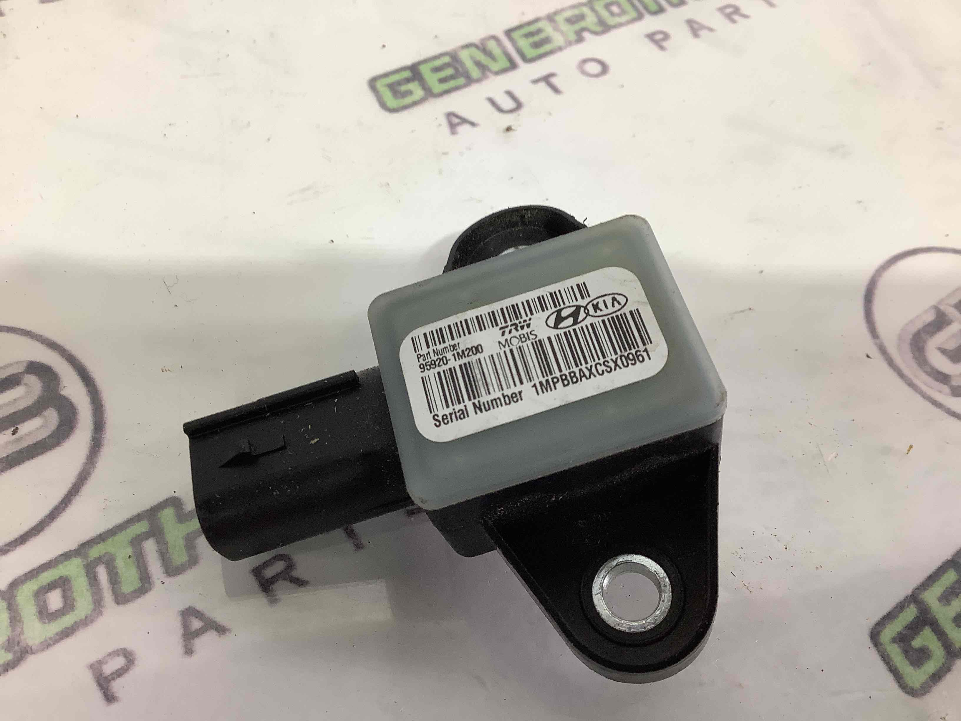 Датчик удару Airbag бічний