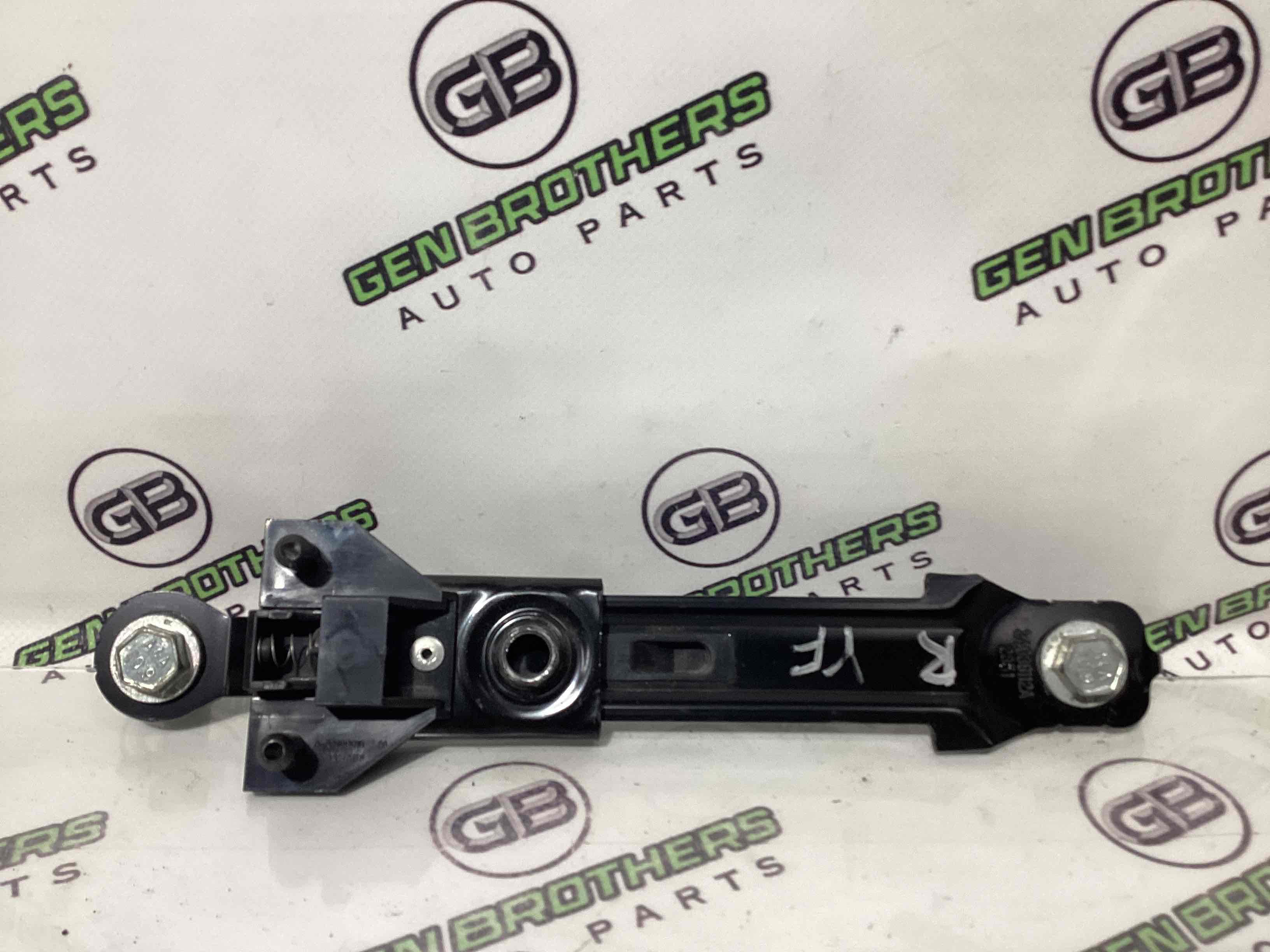 Регулятор висоти ременя безпеки