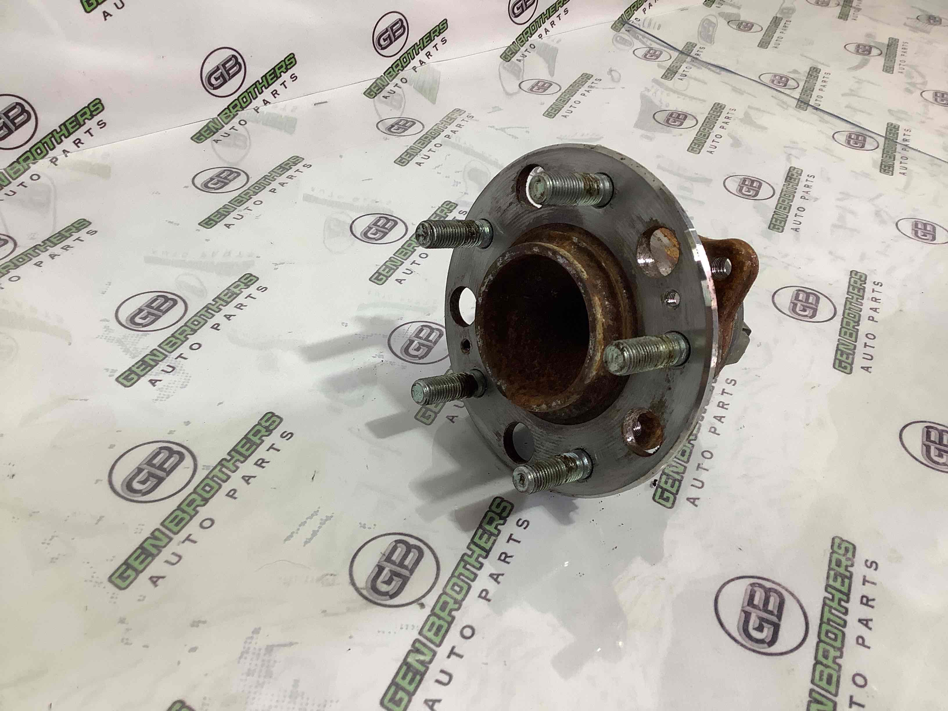 Ступиця задня