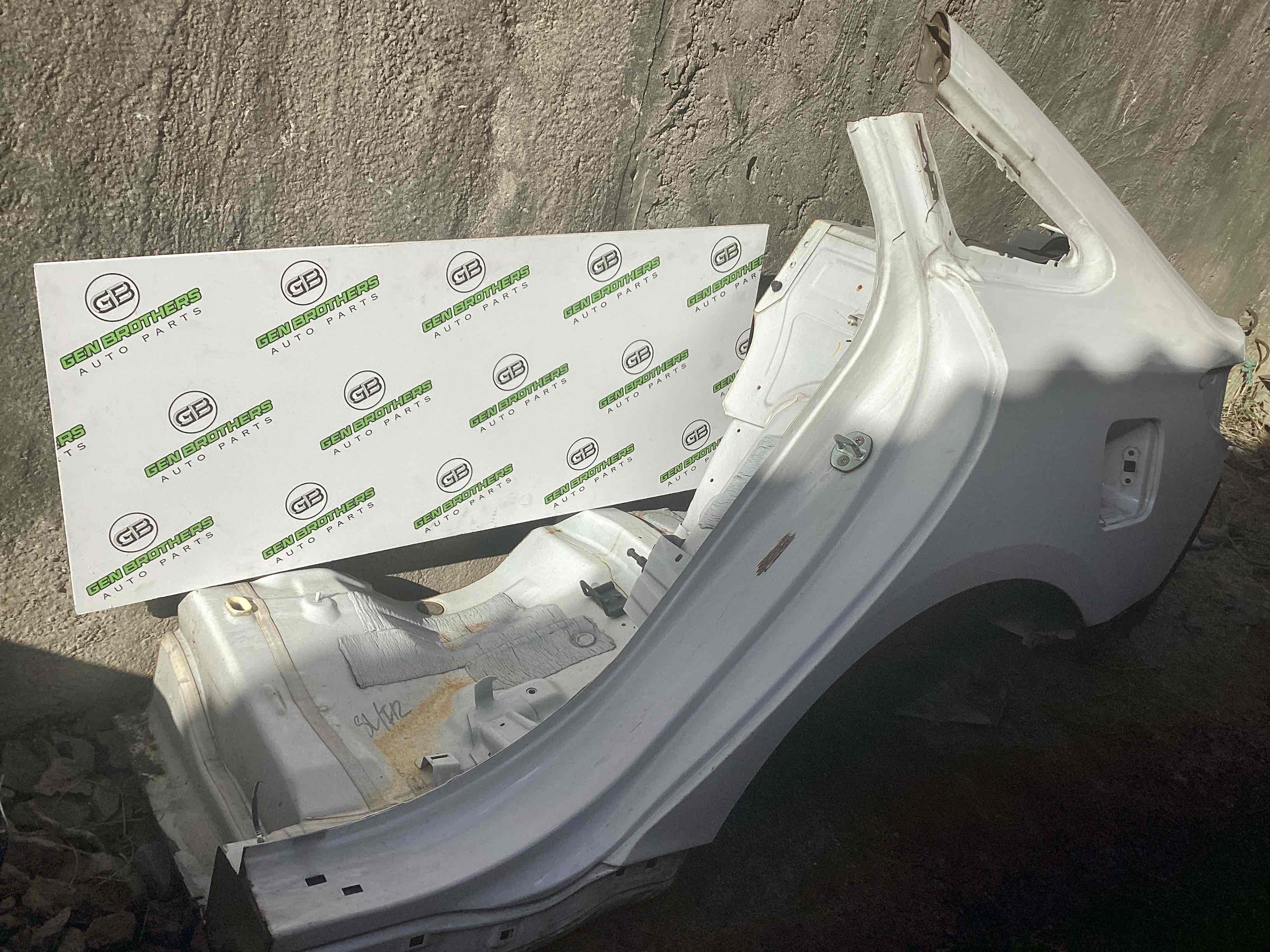 Чверть задня ліва