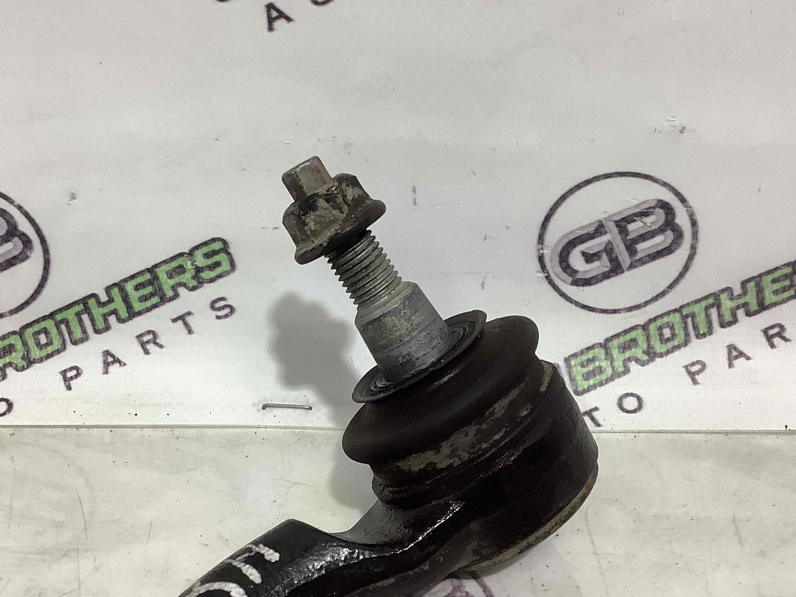 Тяга рульова, наконечник