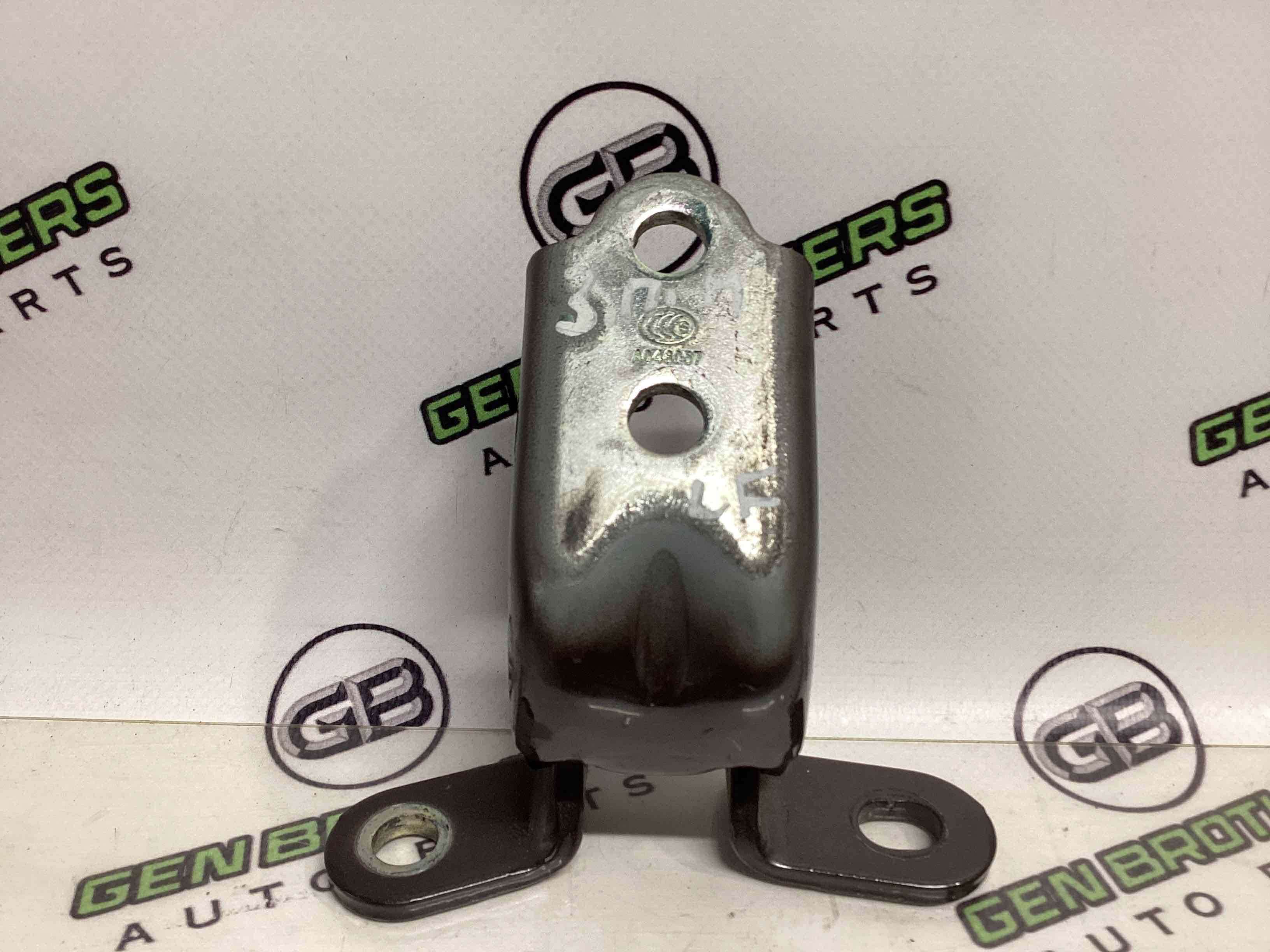 Петля двері, замок двері