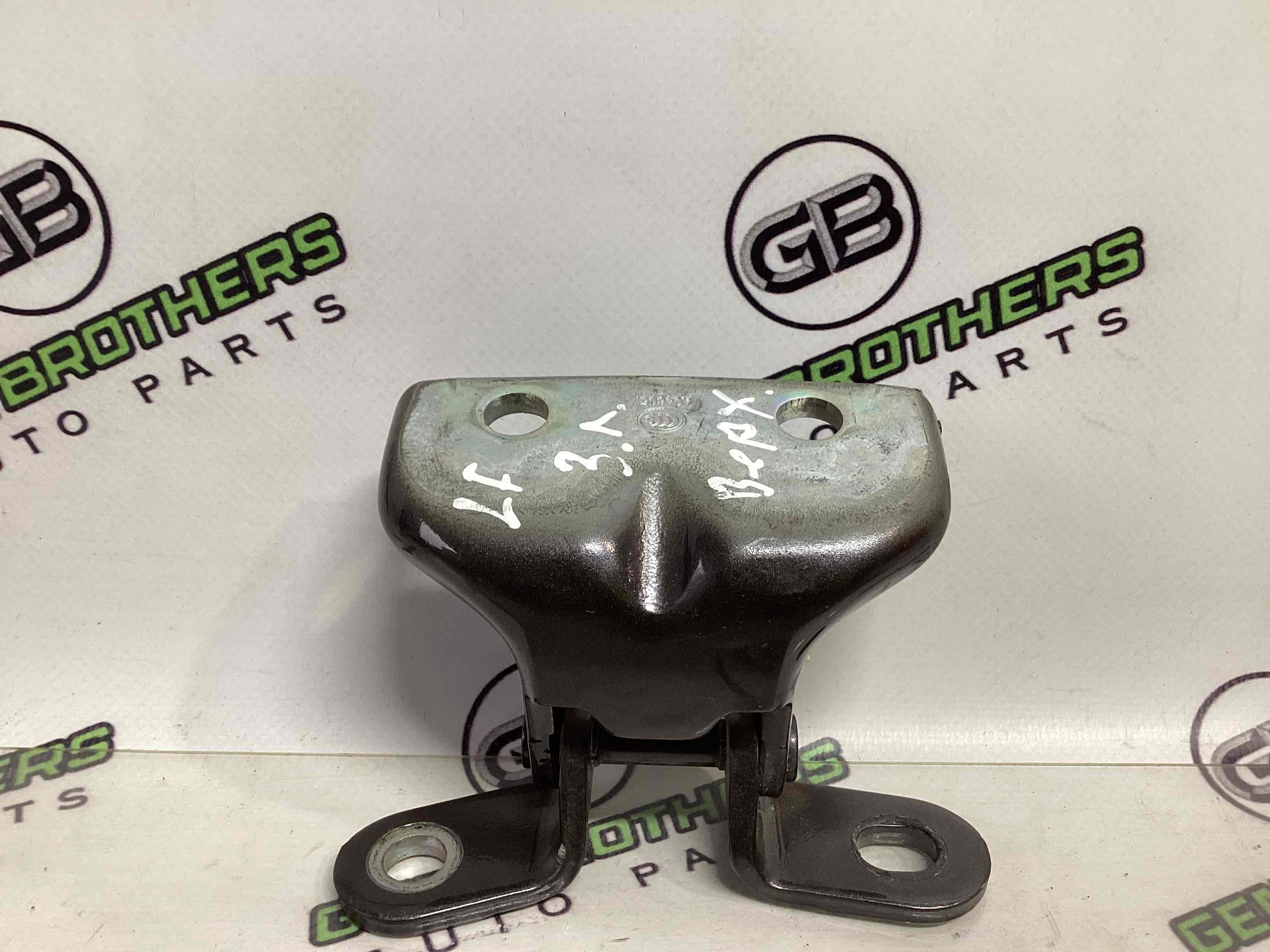 Петля двері, замок двері