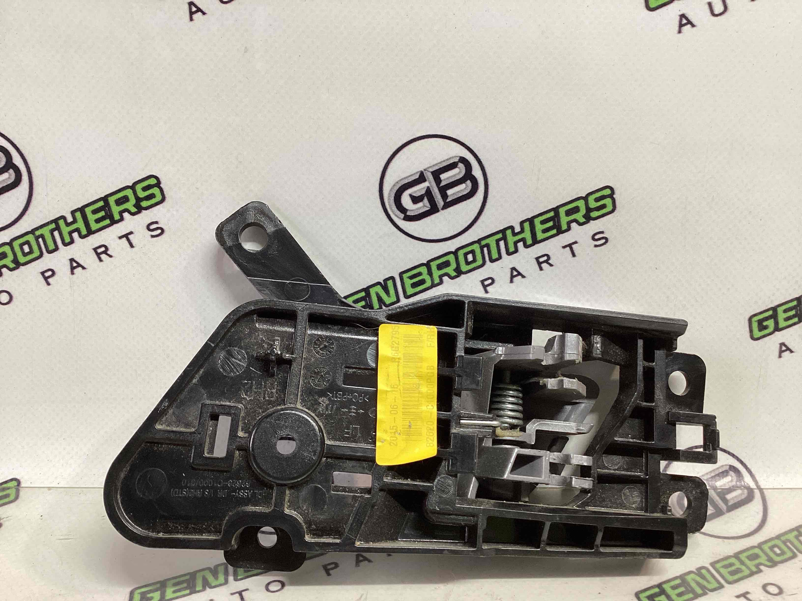 Ручка дверей салону внутрішня, поручень