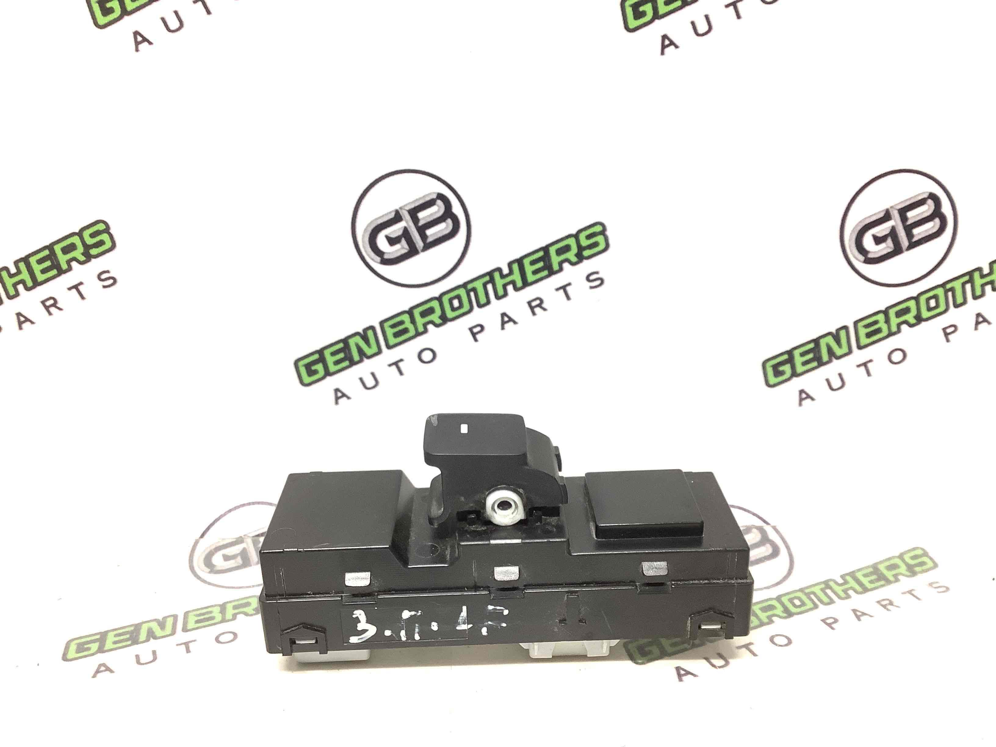 Кнопки керування склопідйомниками