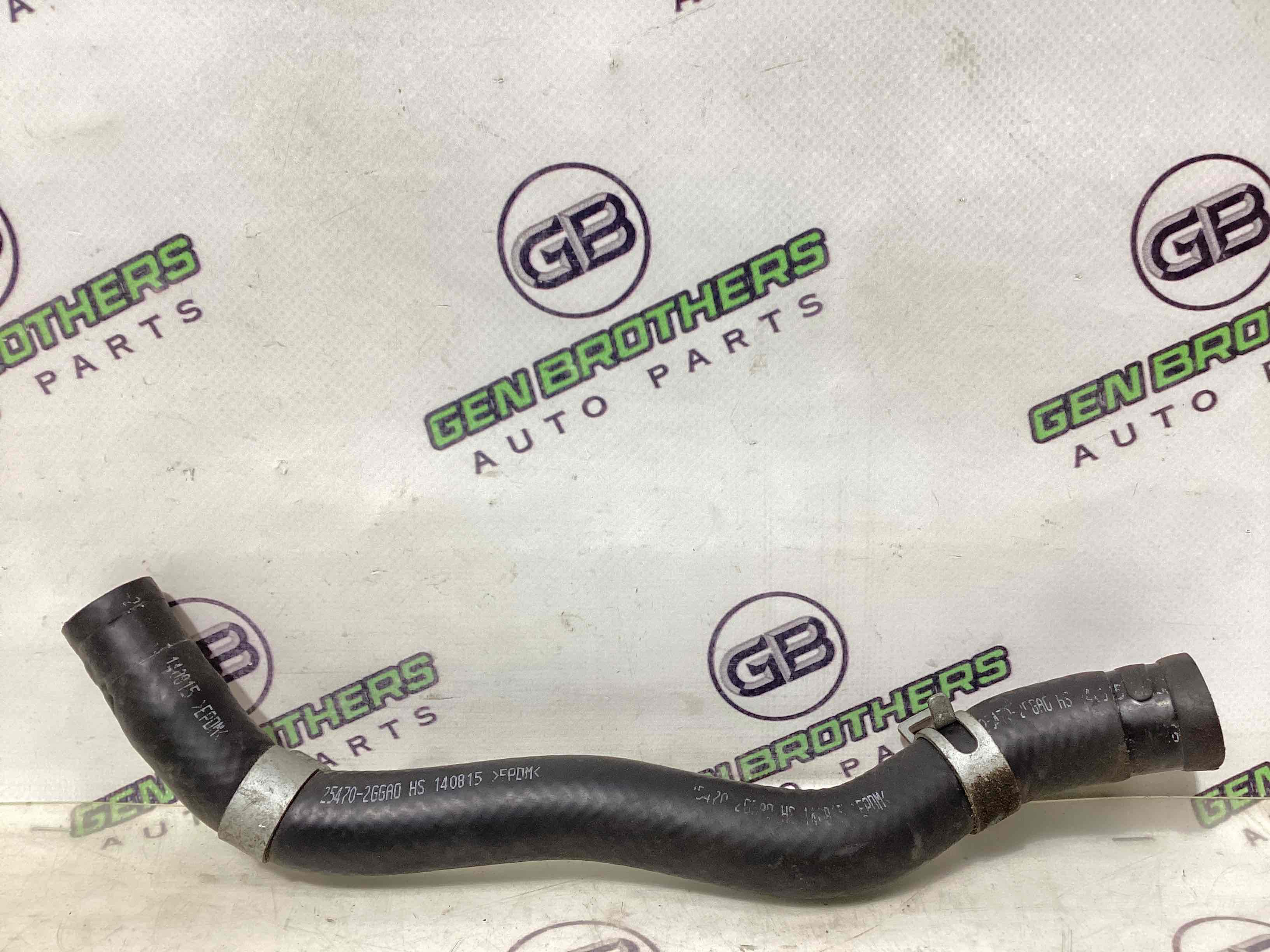 Патрубок трубопровід, шланг