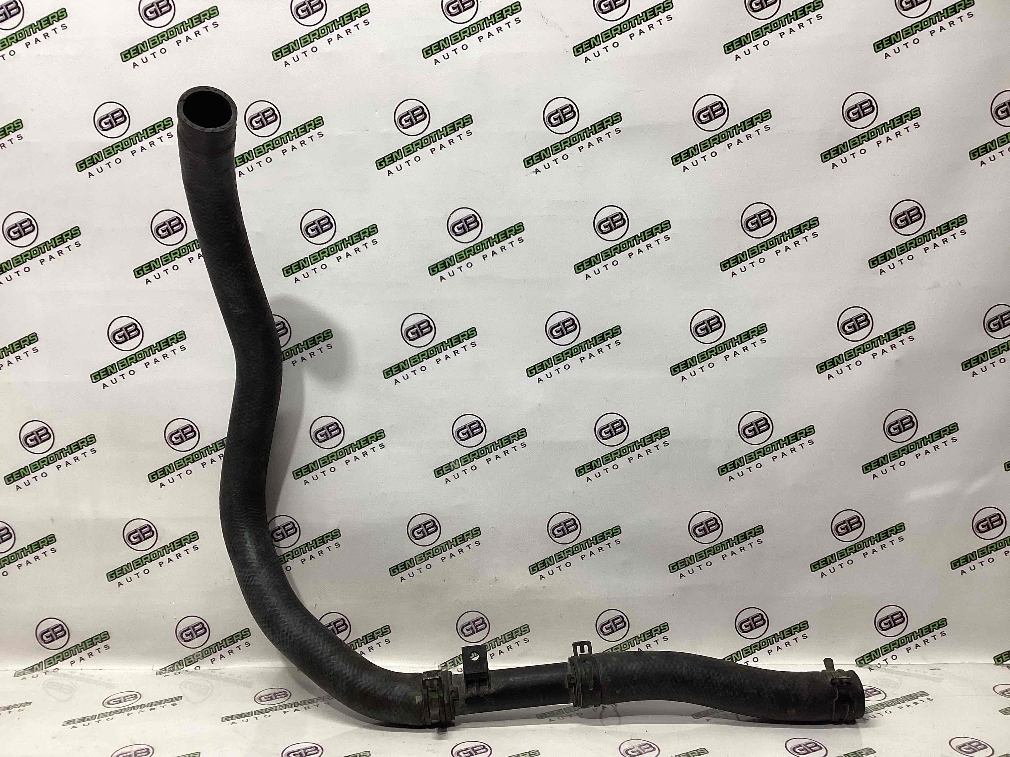 Патрубок радіаторів