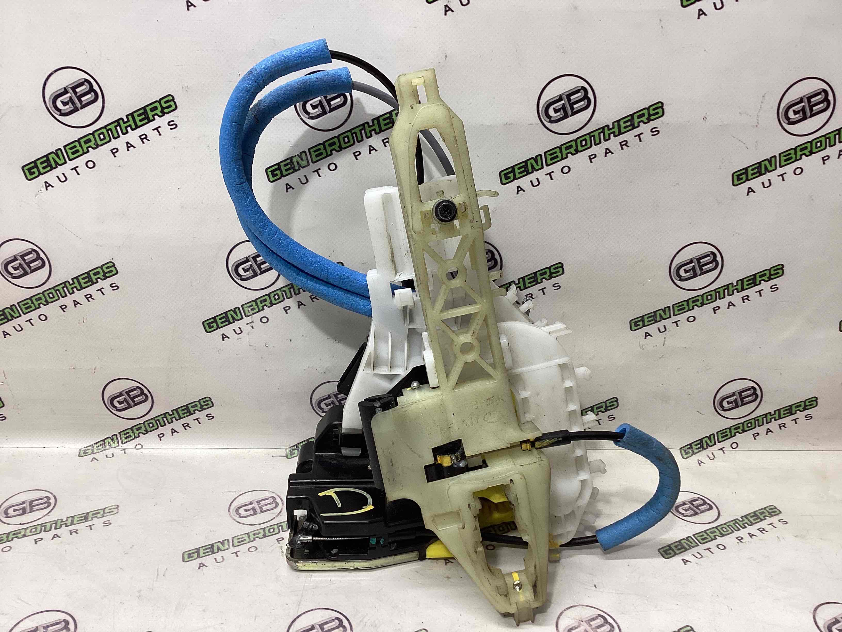 Замок дверей передньої лівої