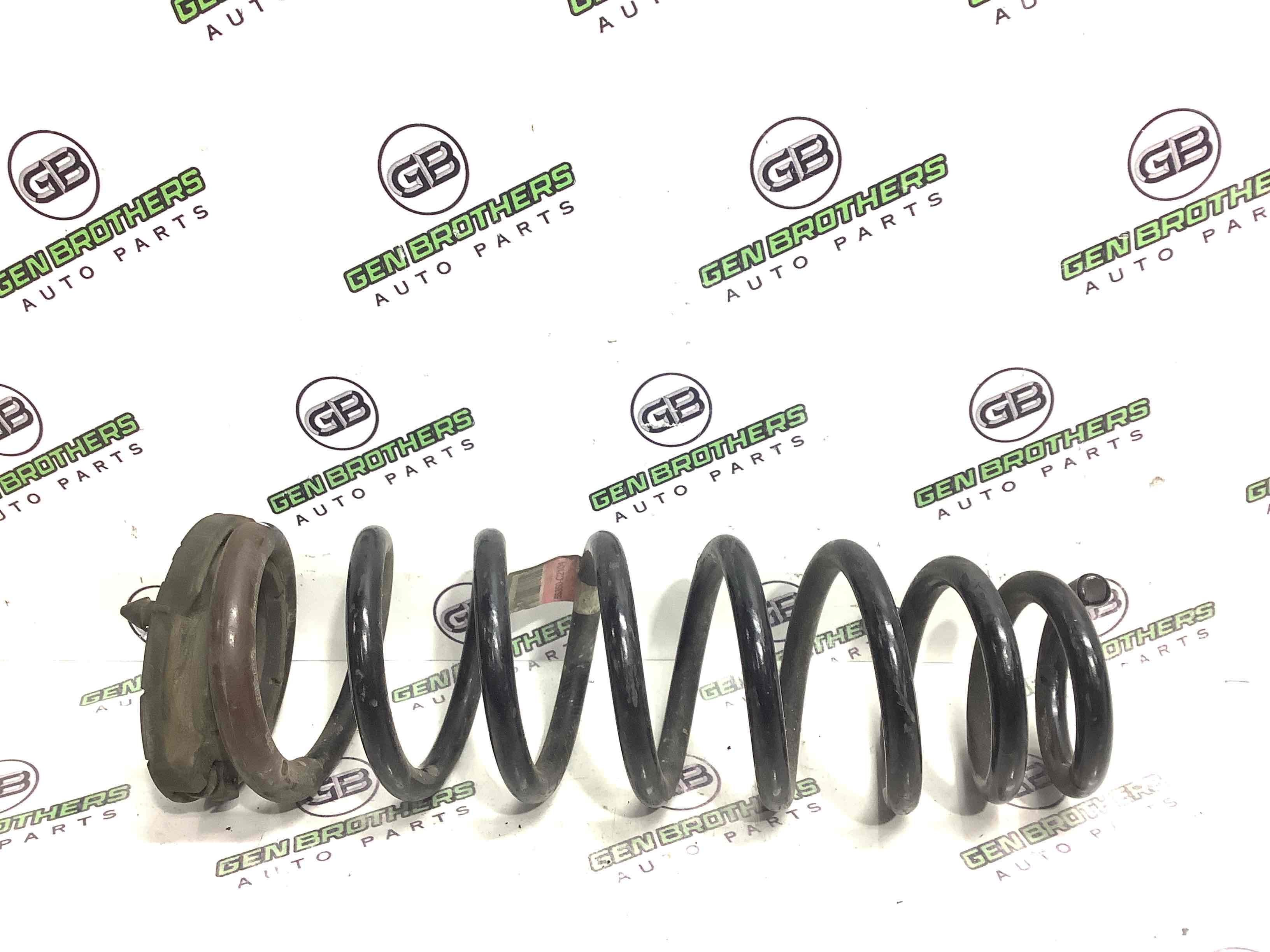 Пружина задня