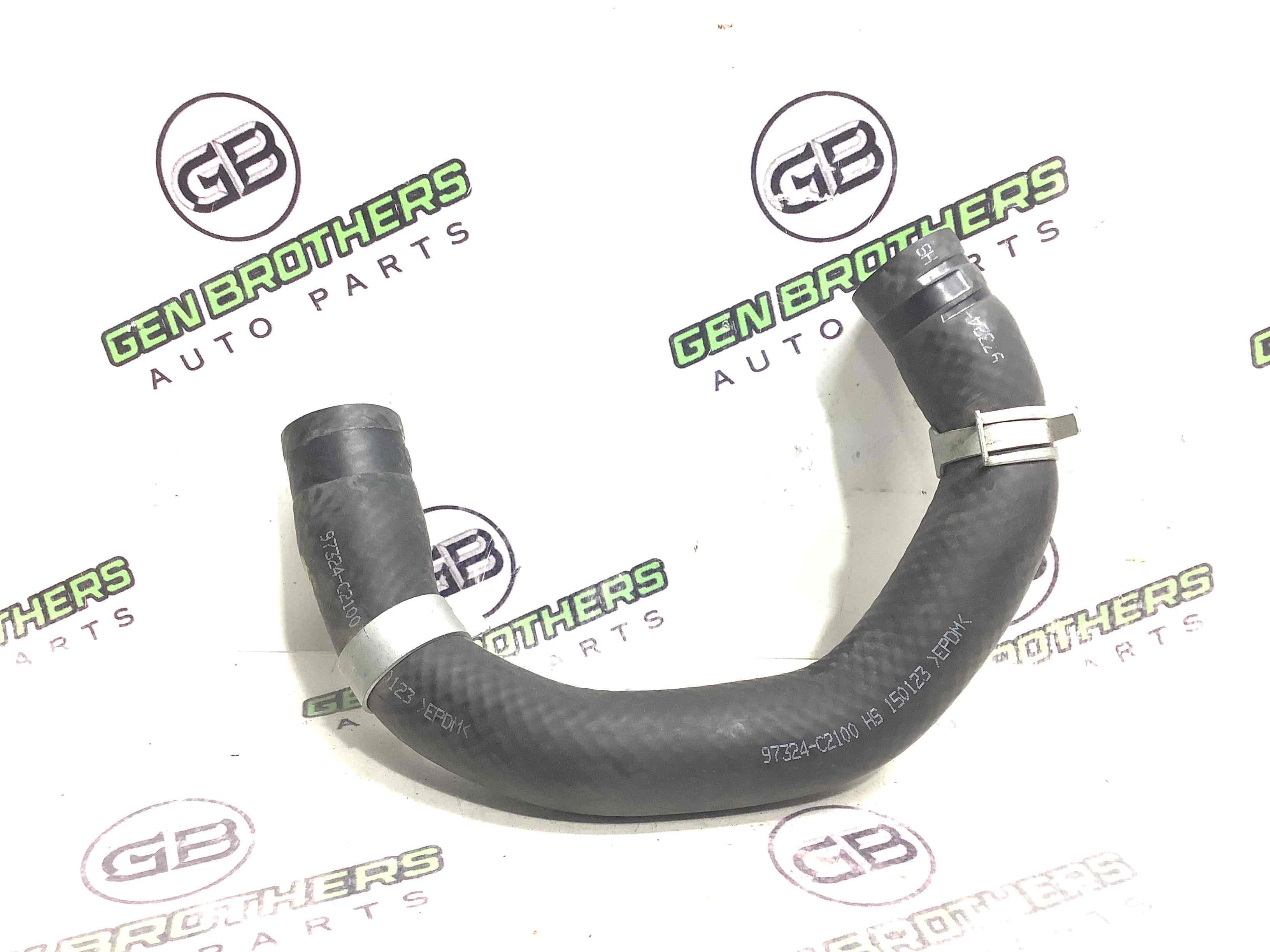 Патрубок трубопровід, шланг