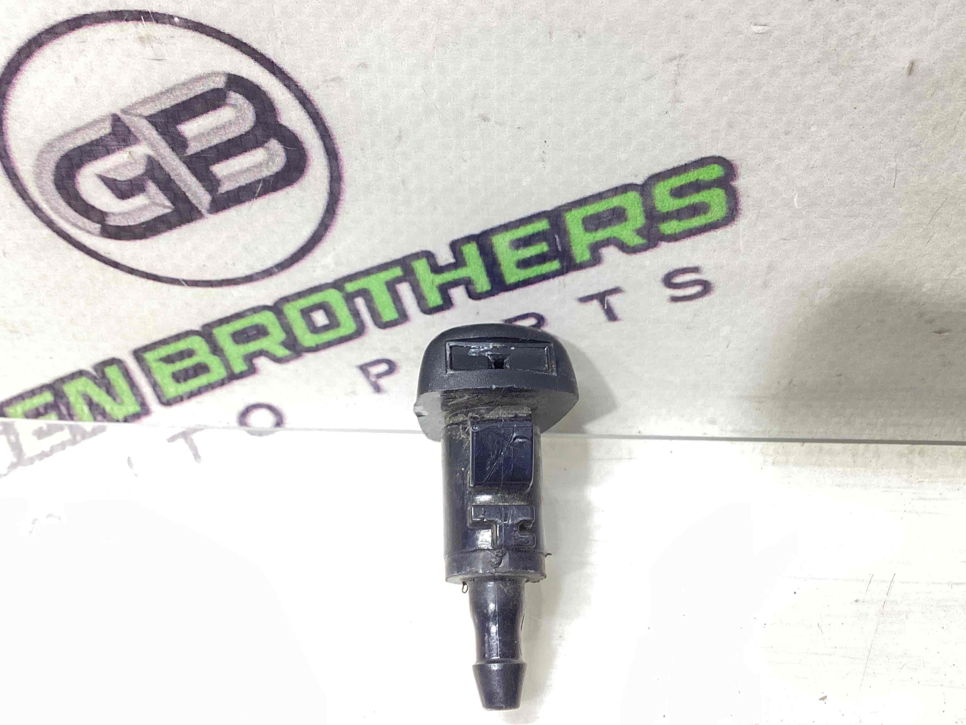 Форсунка омивача, насос омивача, шланг омивача