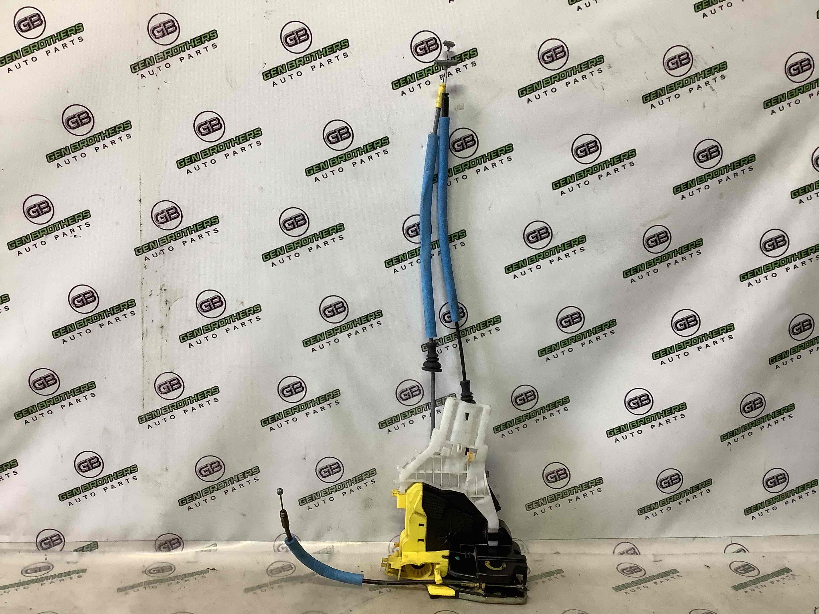 Замок дверей передньої правої