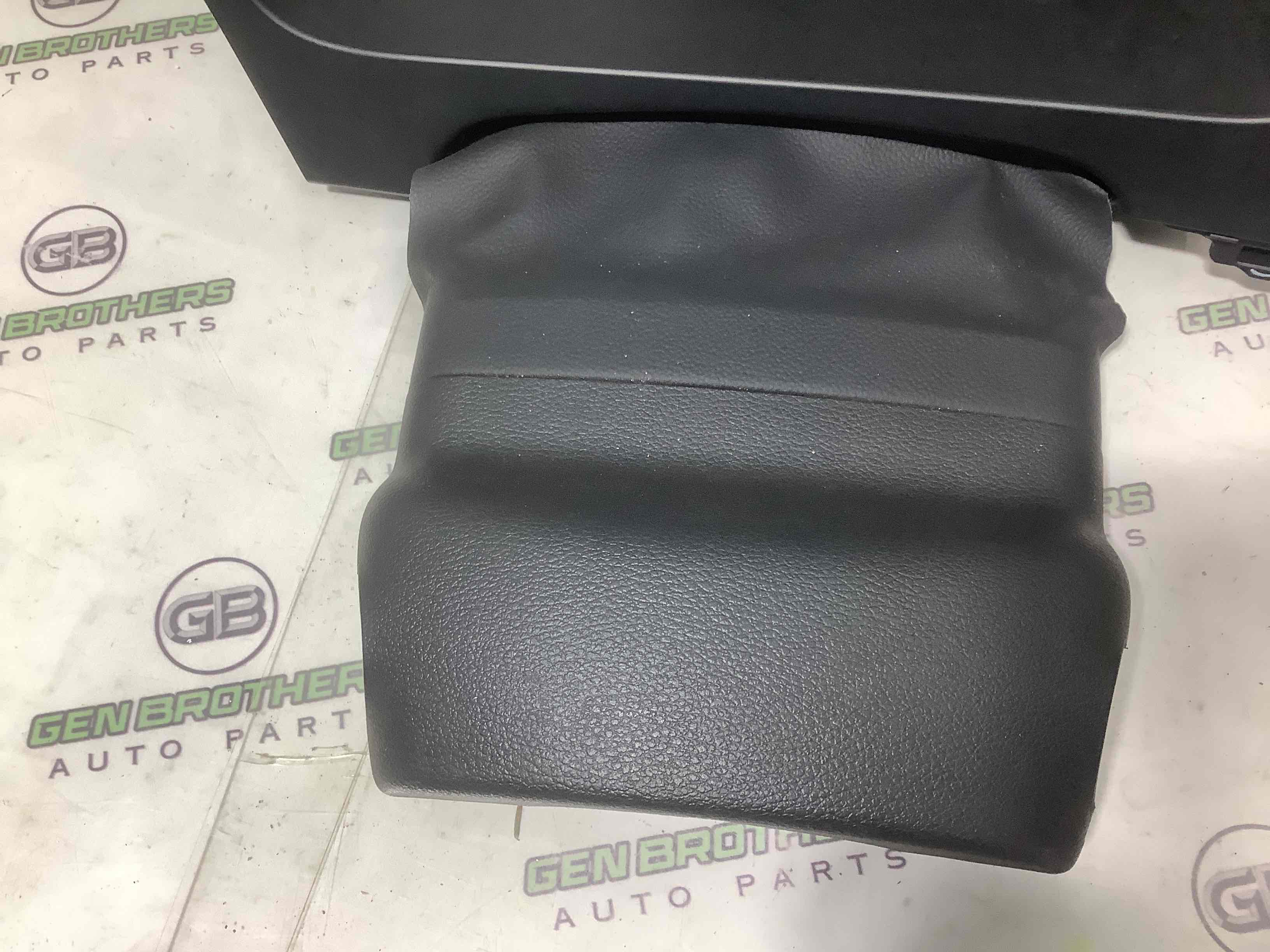 Накладка щитка приладів