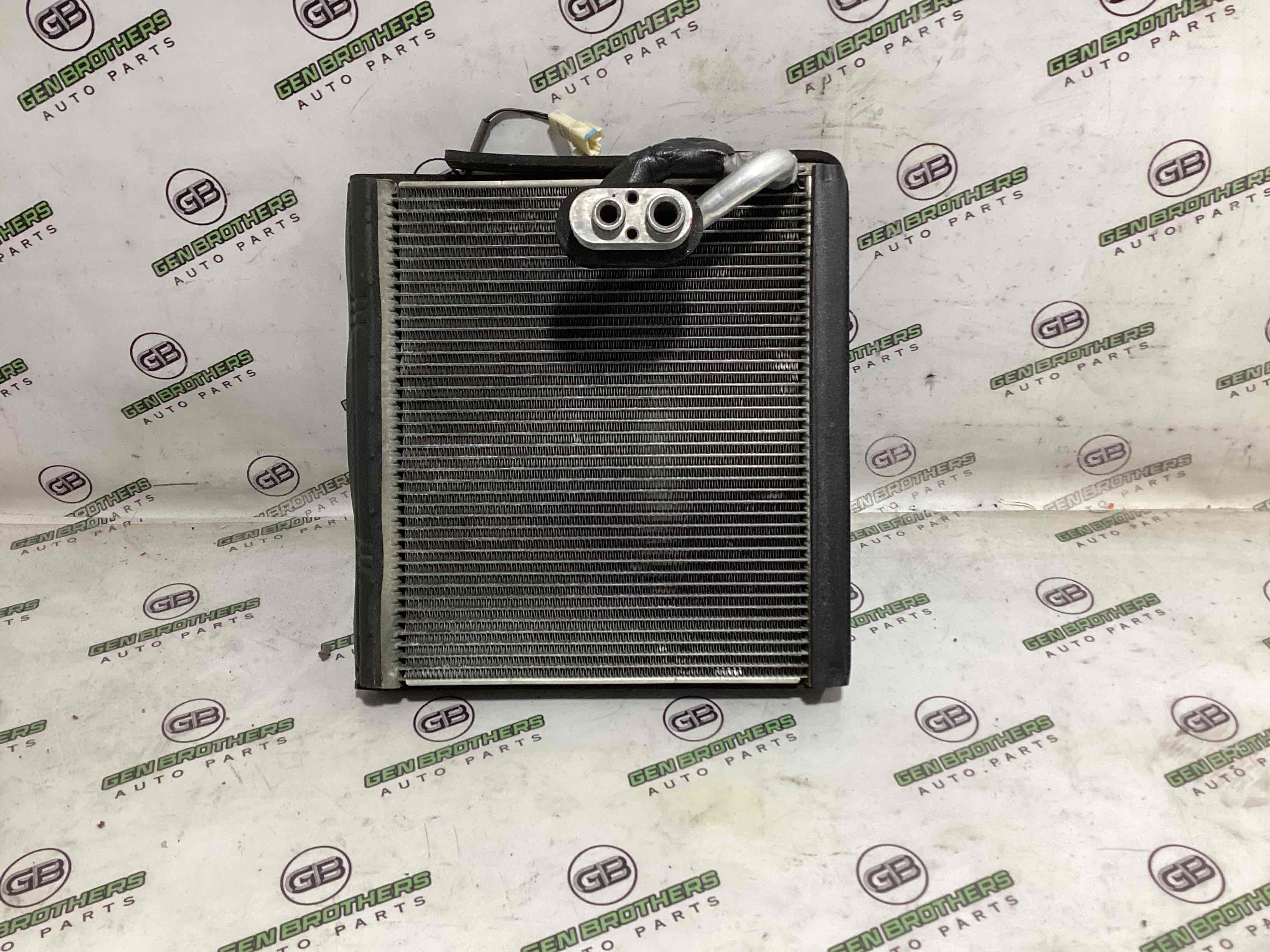 Трубка кондиціонера конденсер-випарник