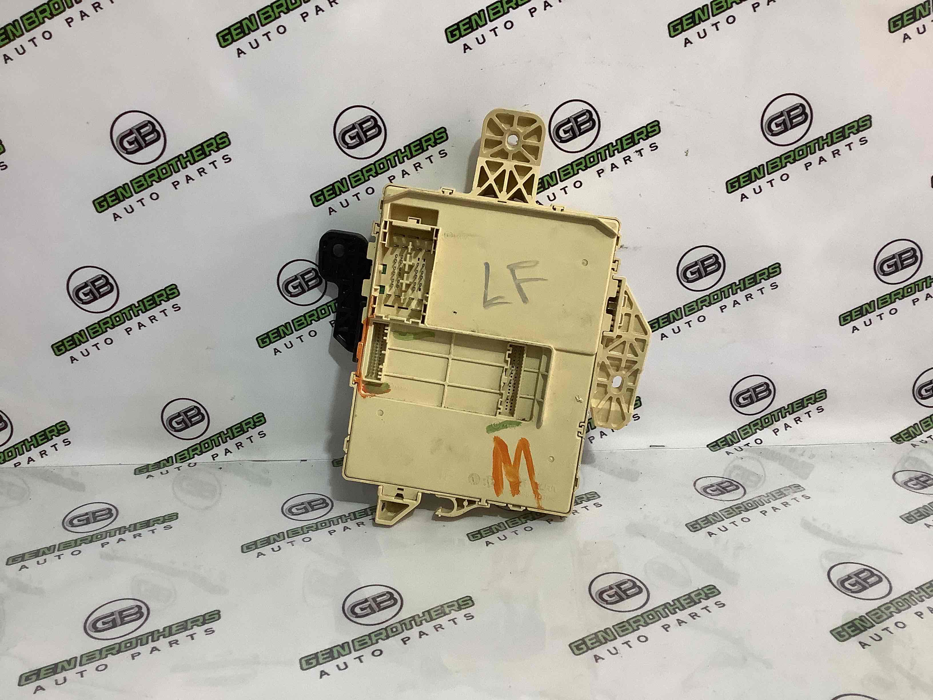 Блок запобіжників (блок реле)