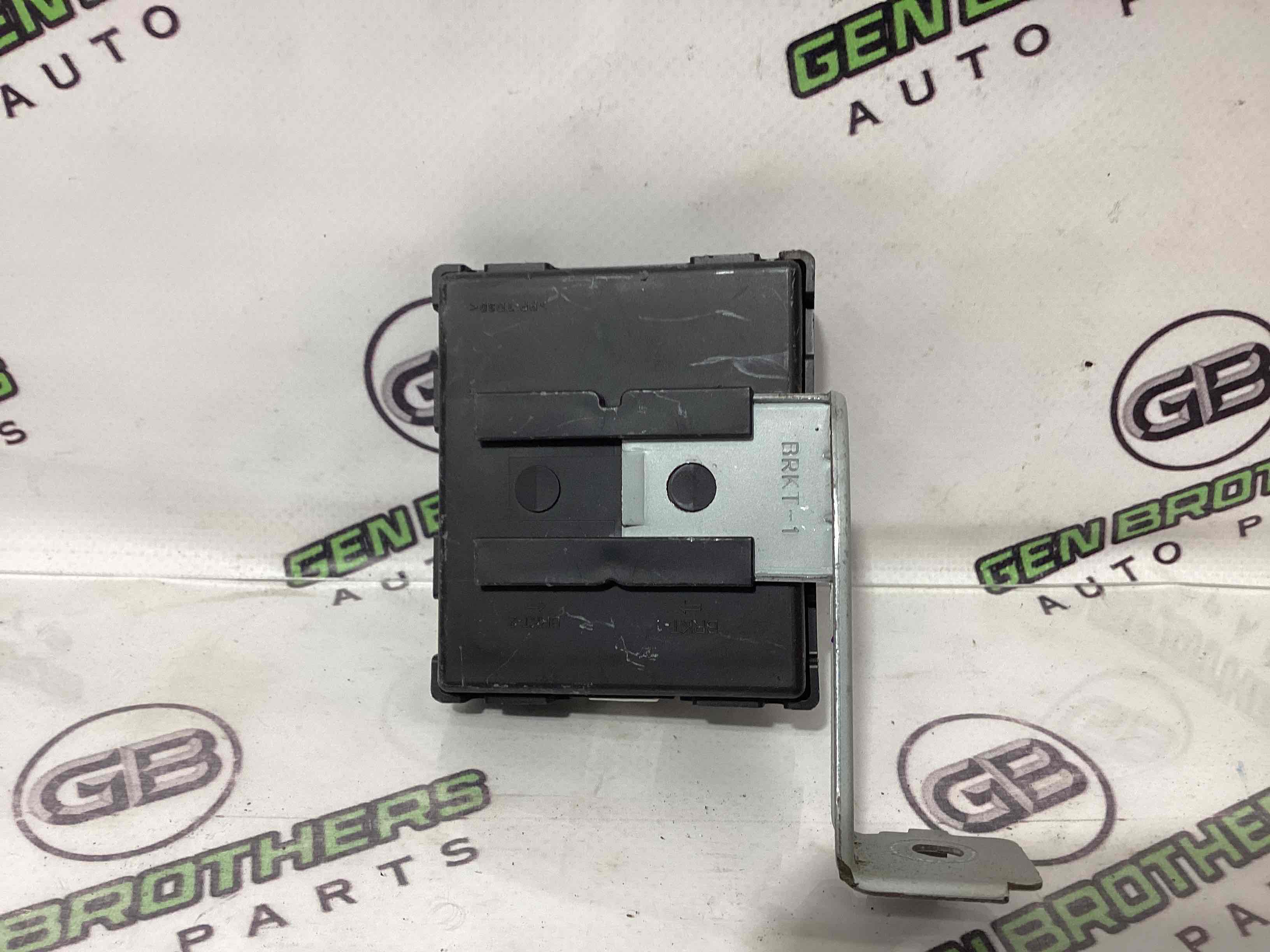 Блок контролю тиску шин