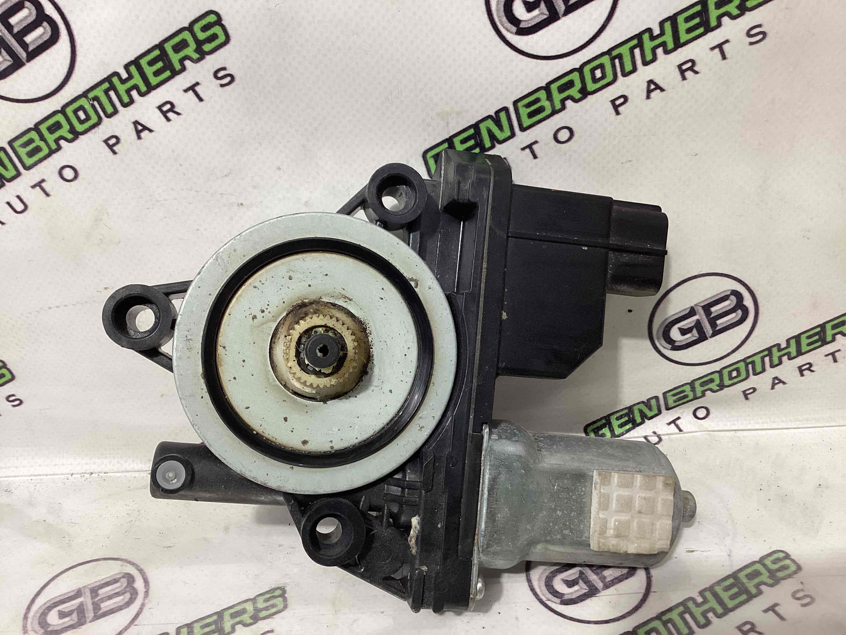 Моторчик склопідйомника