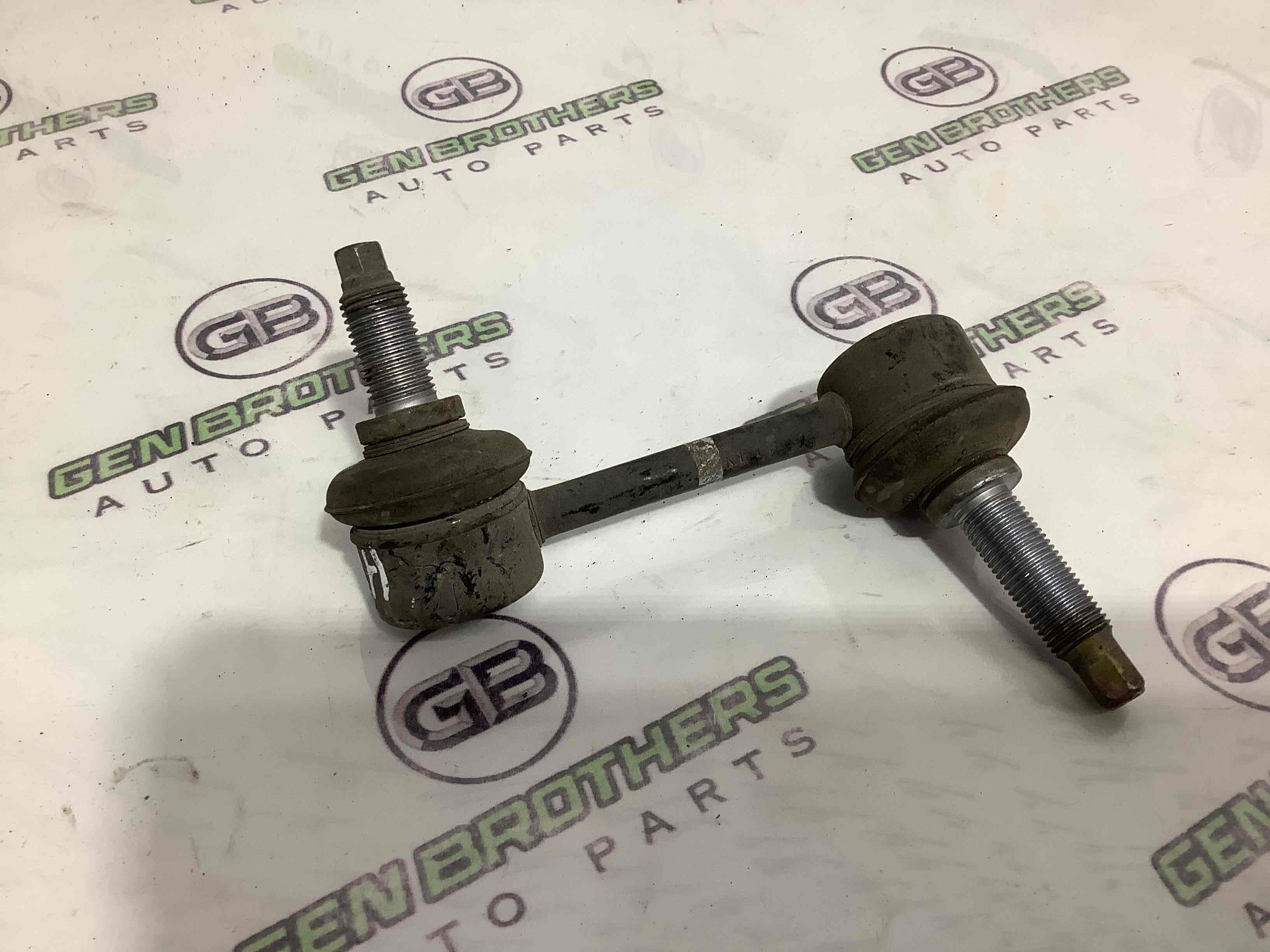 Стійка стабілізатора