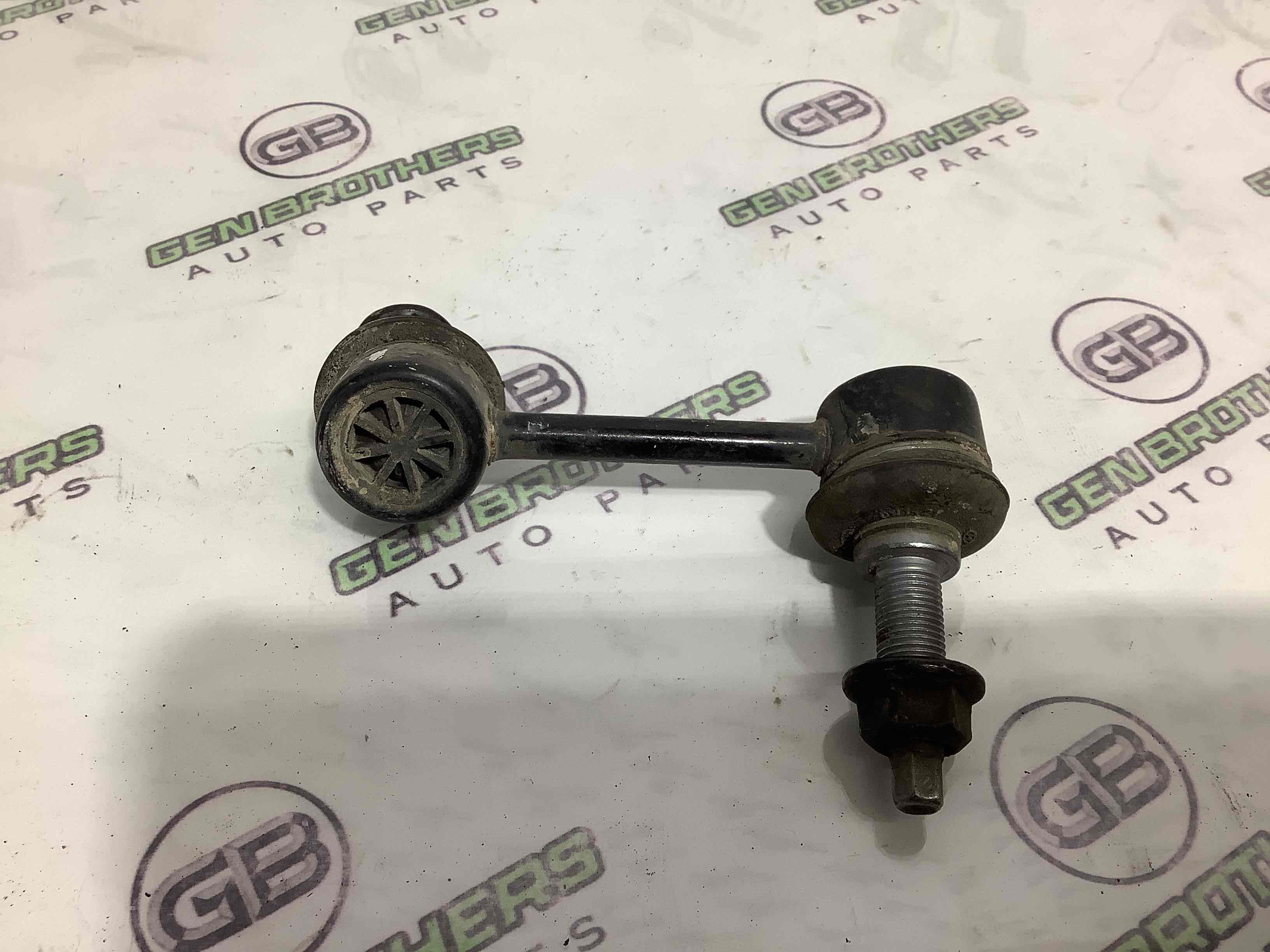 Стійка стабілізатора