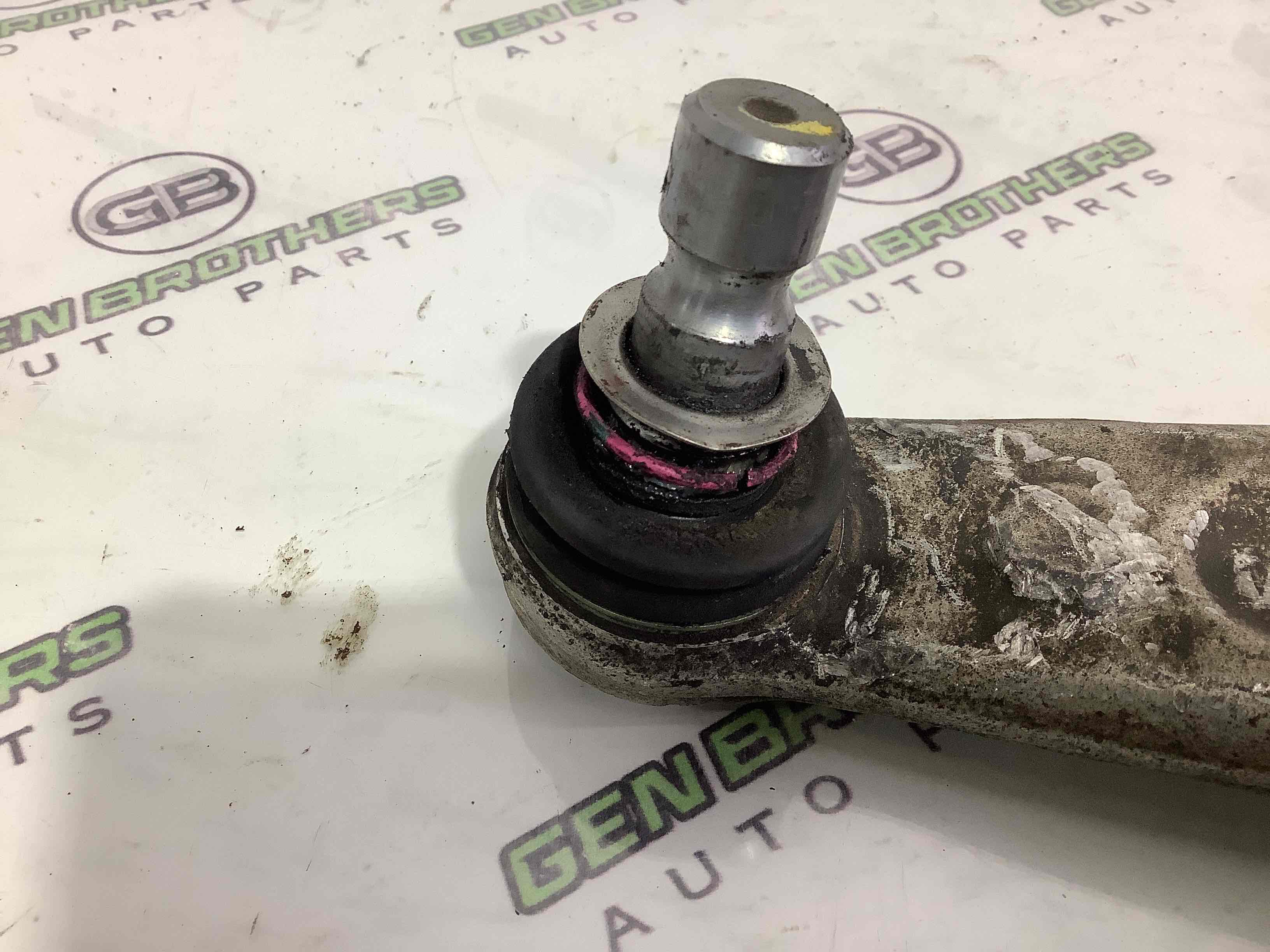 Важіль передній лівий