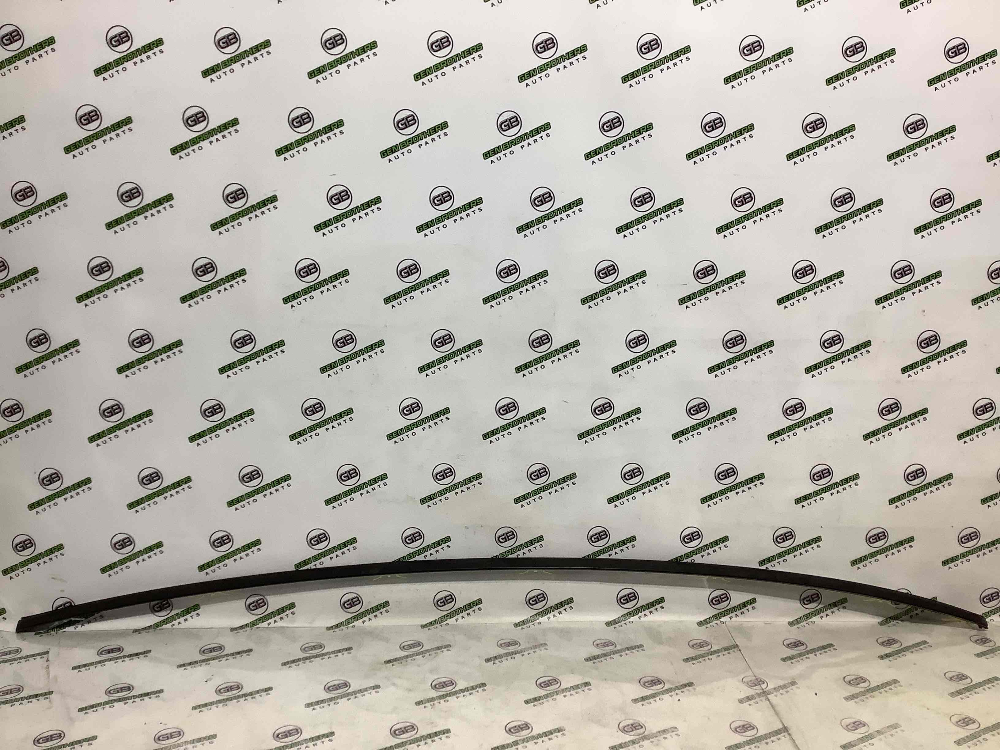 Молдинг двері задньої правої