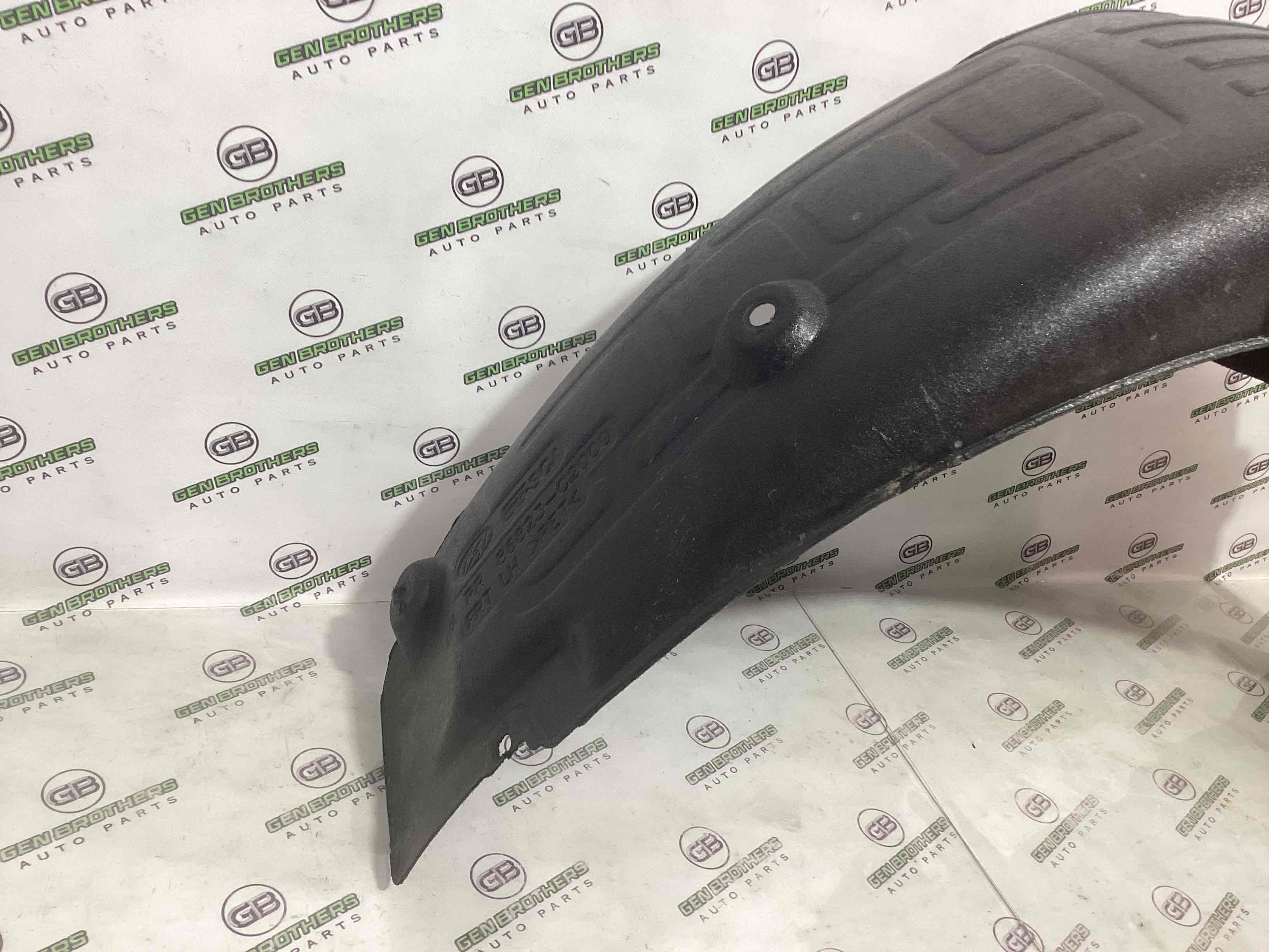 Захист арок задній лівий підкрилок