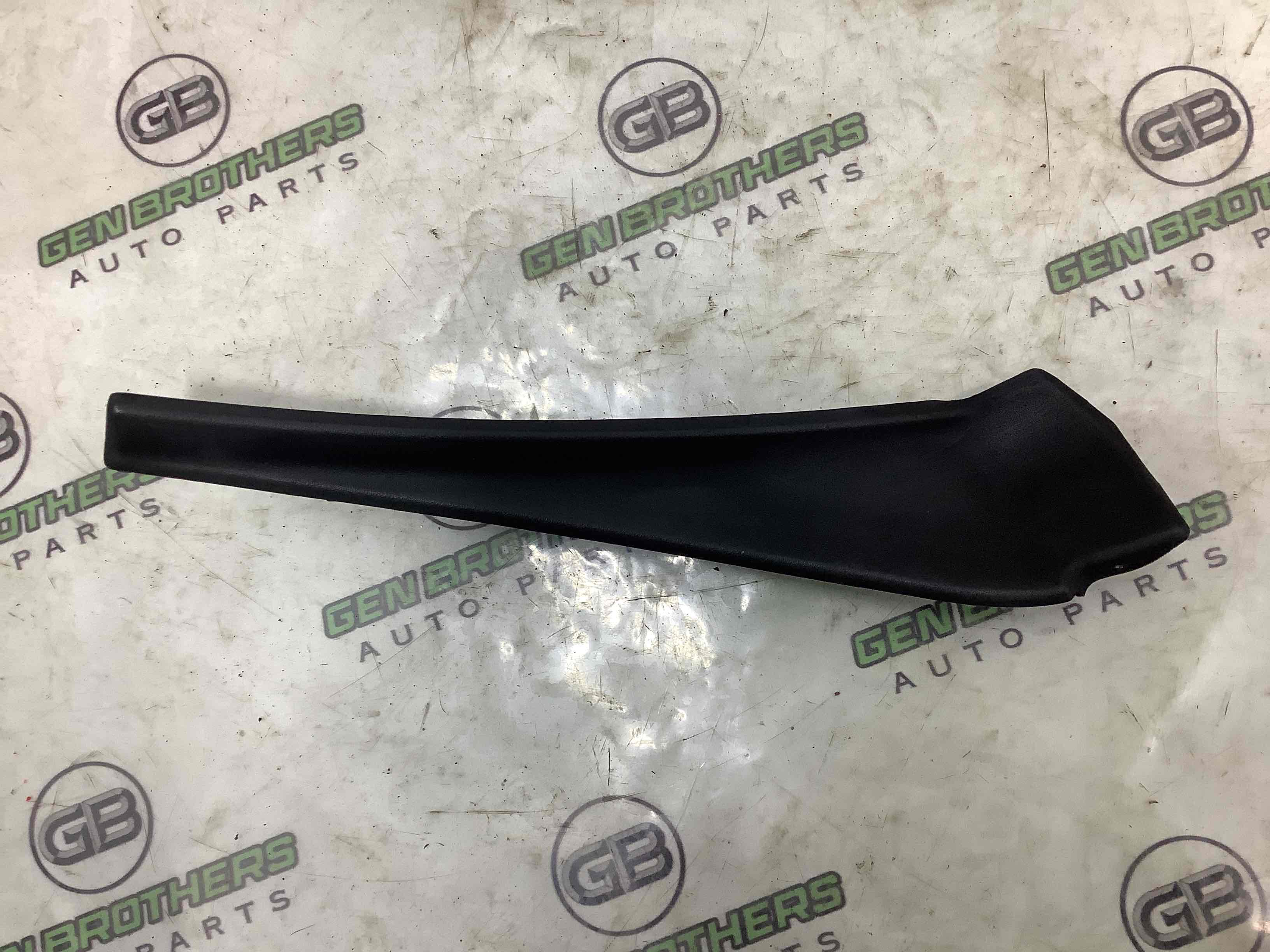 Ізолятор крила, ущільнювач та повітропровід крила