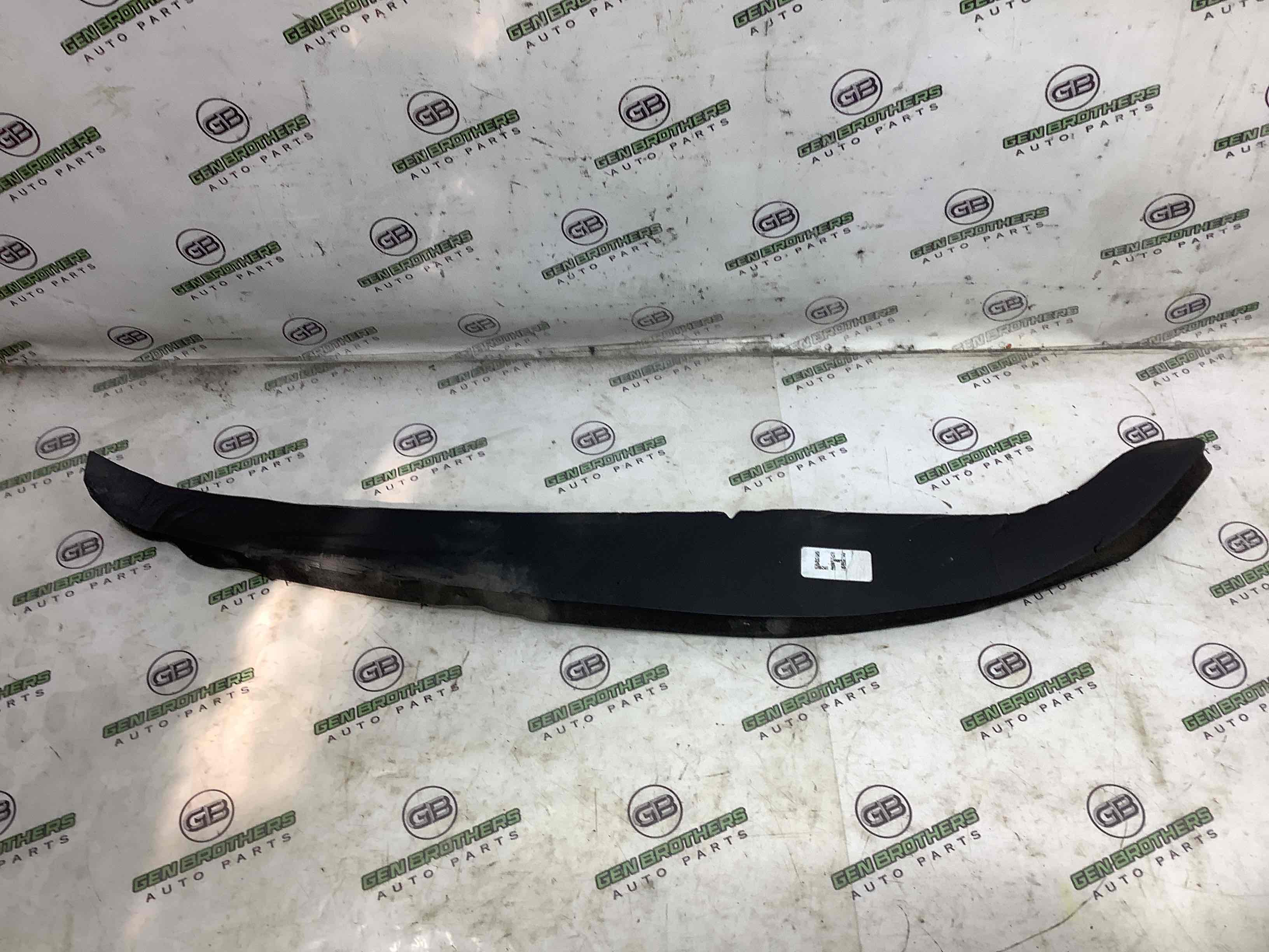 Ізолятор крила, ущільнювач та повітропровід крила