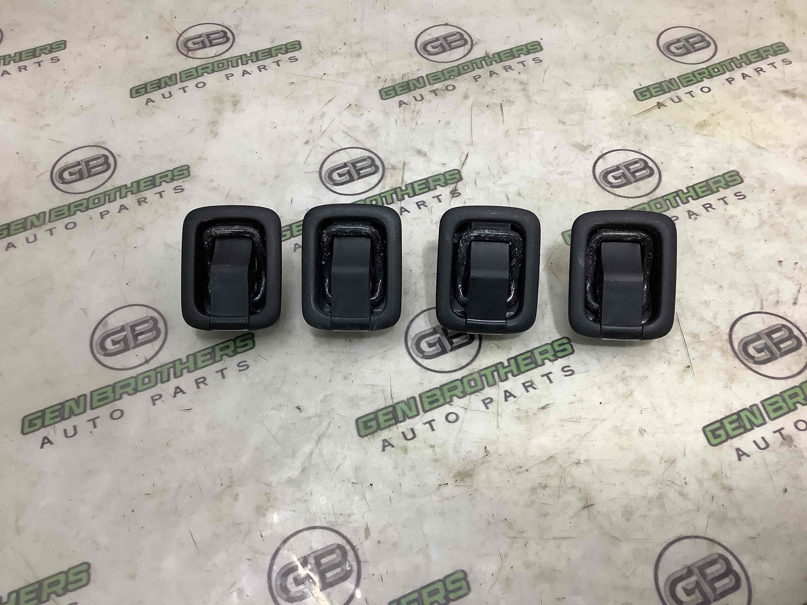 Елементи оздоблення багажника