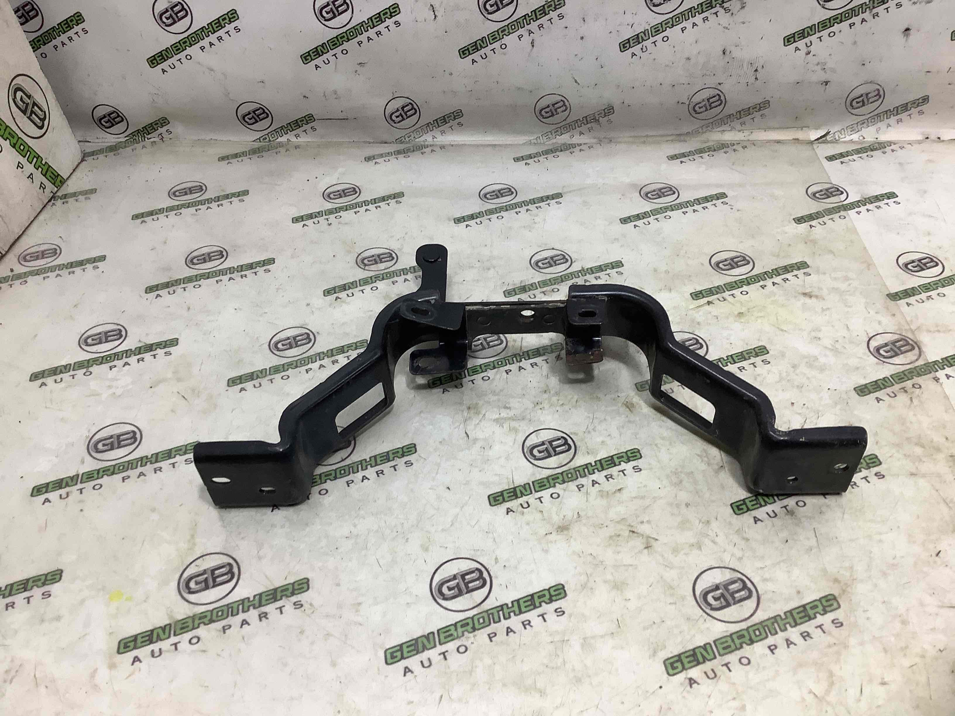 Кріплення, кронштейн