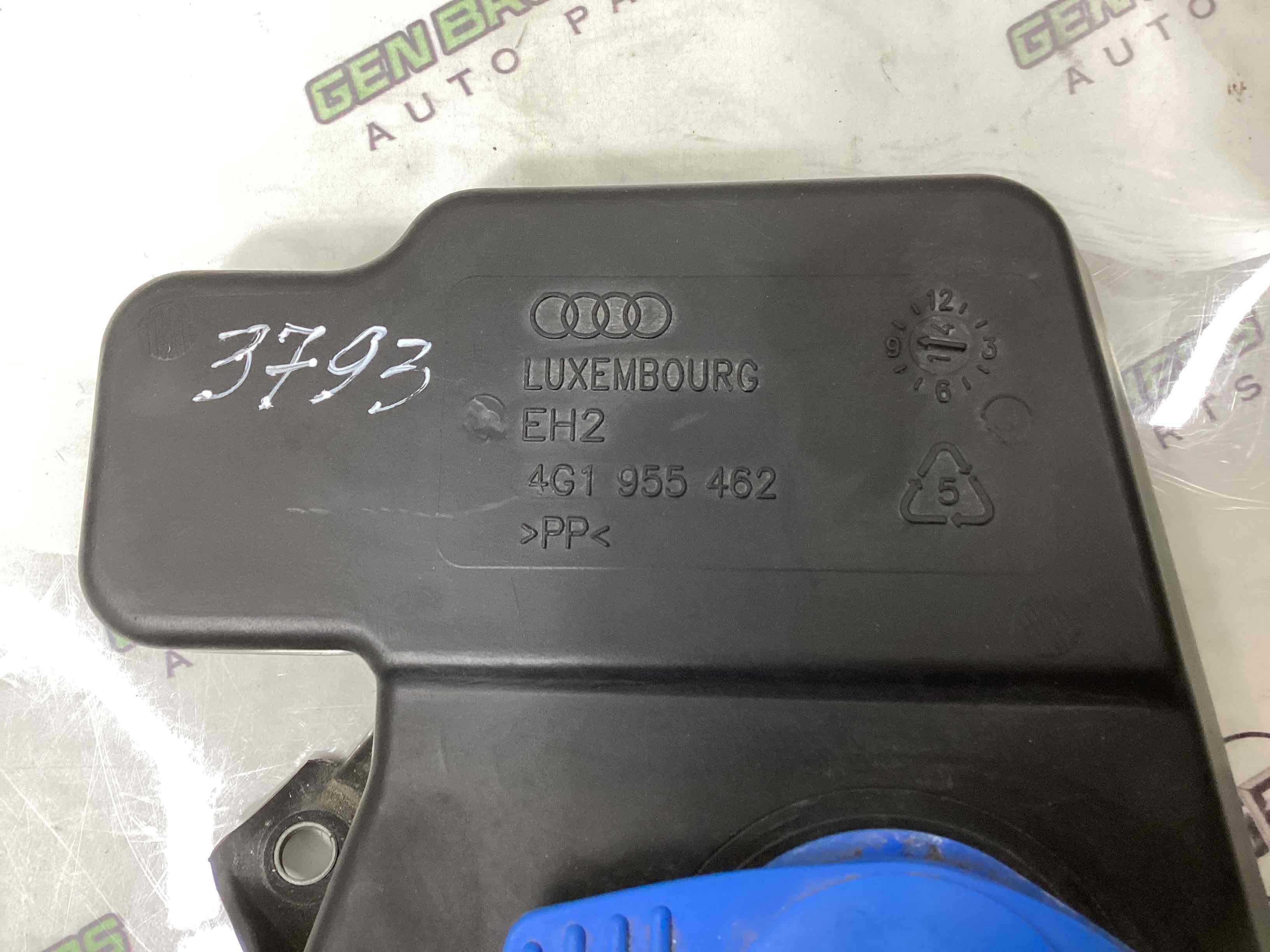 Бачок омывателя