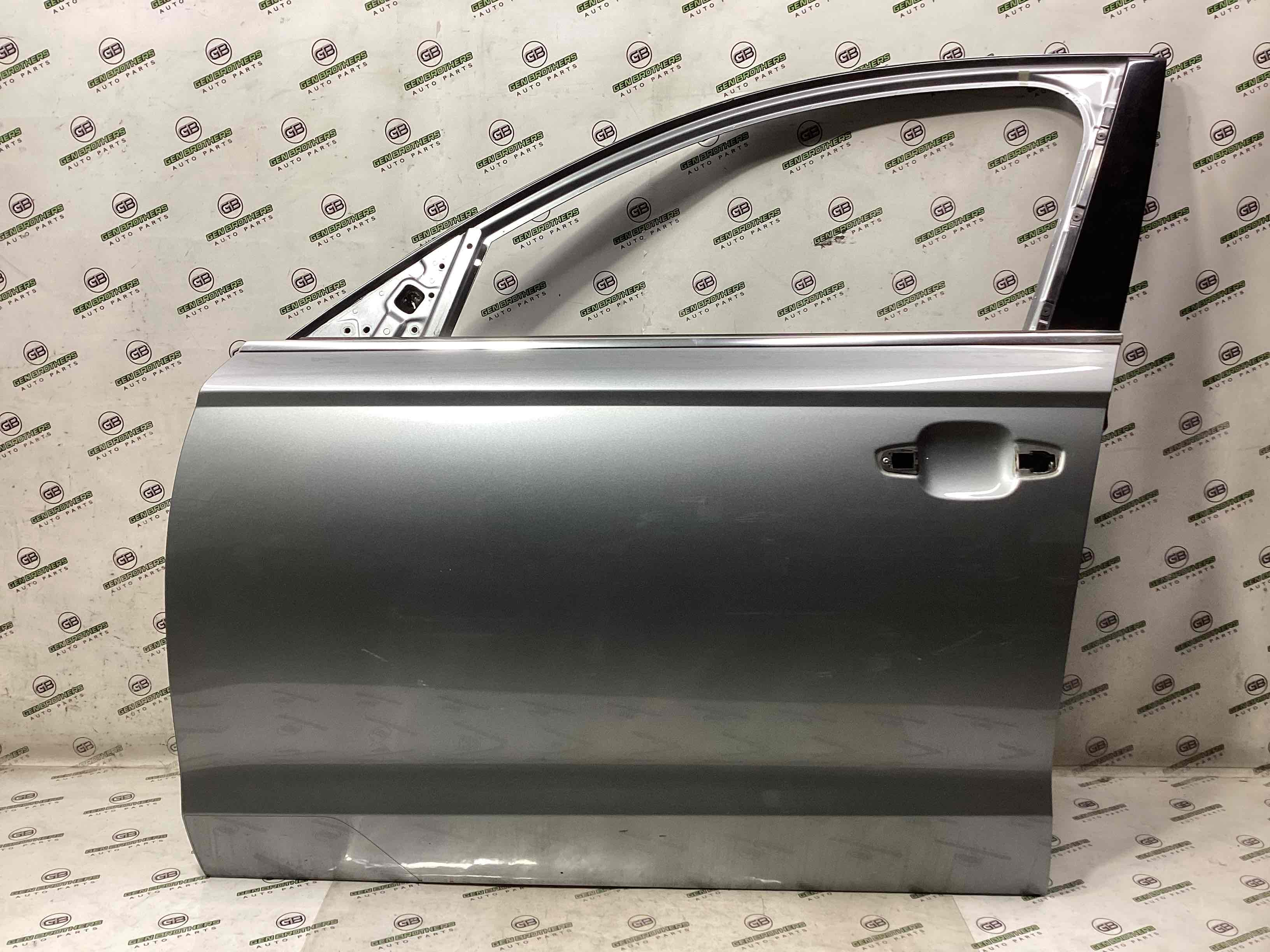 Дверь передняя левая