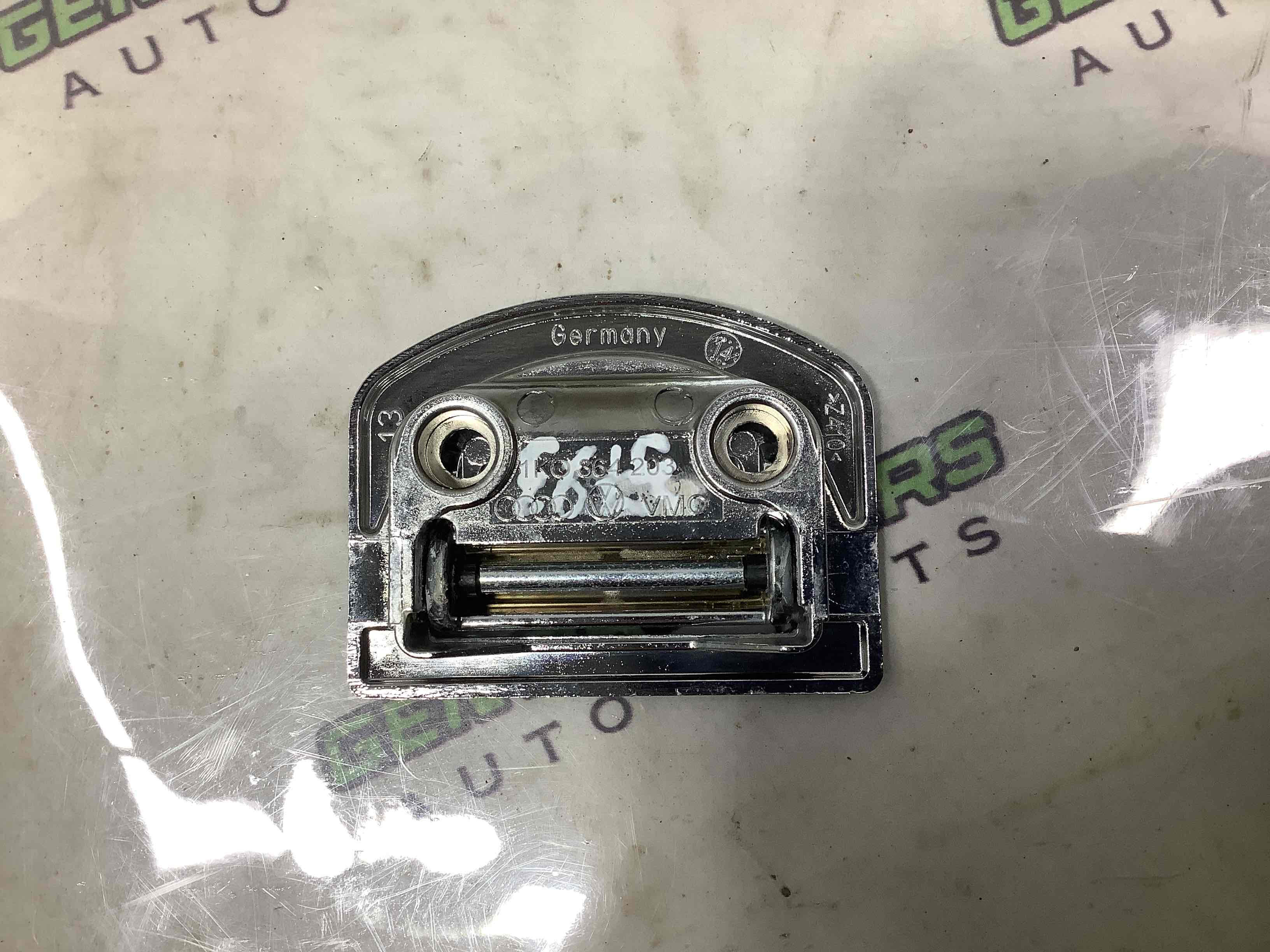 Элементы отделки багажника